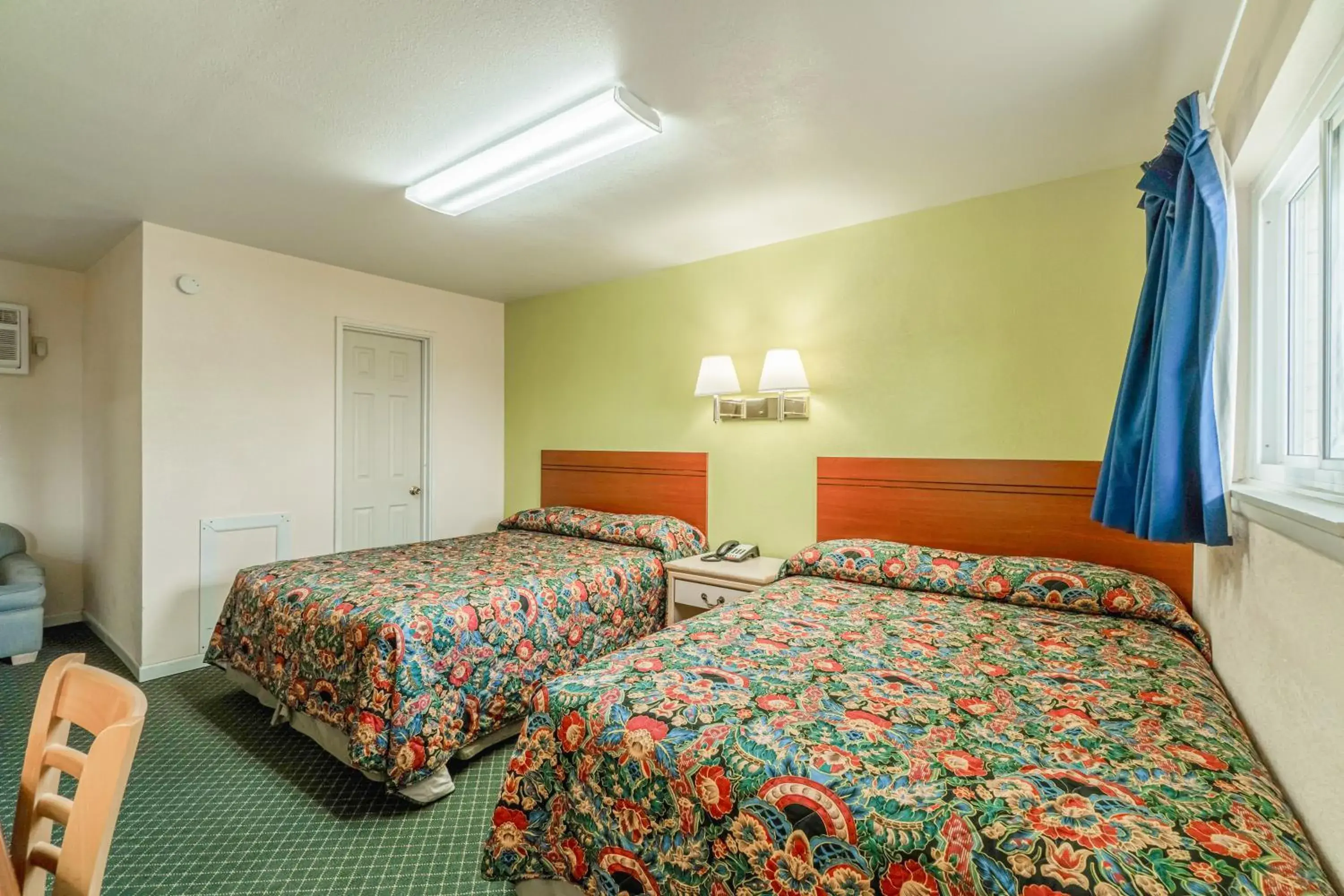 2 Queen Beds Non-Smoking in Hotel O Longhorn Boise City OK 2 Queen Beds Non-Smoking in Hotel O Longhorn Boise City OK