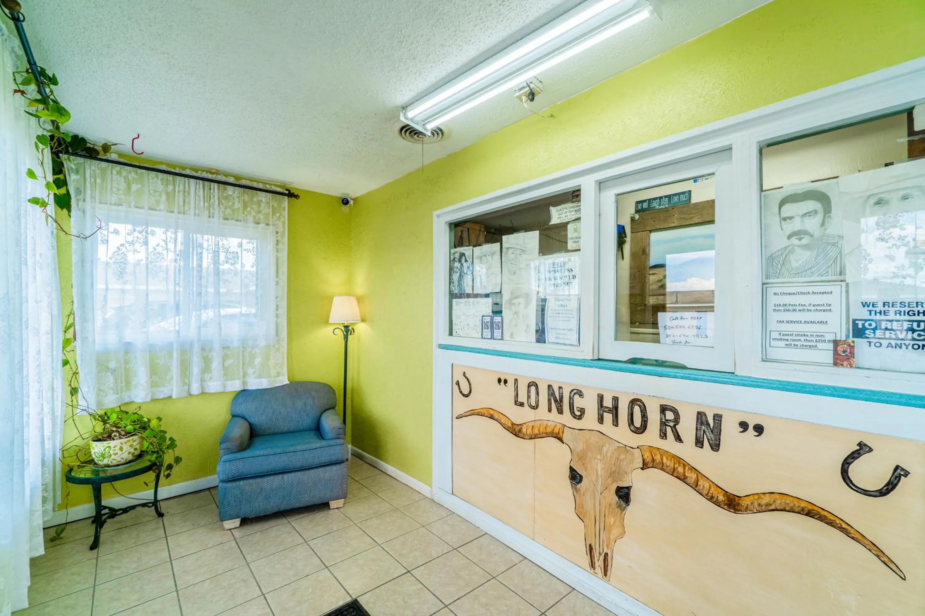 Lobby or reception in Hotel O Longhorn Boise City OK