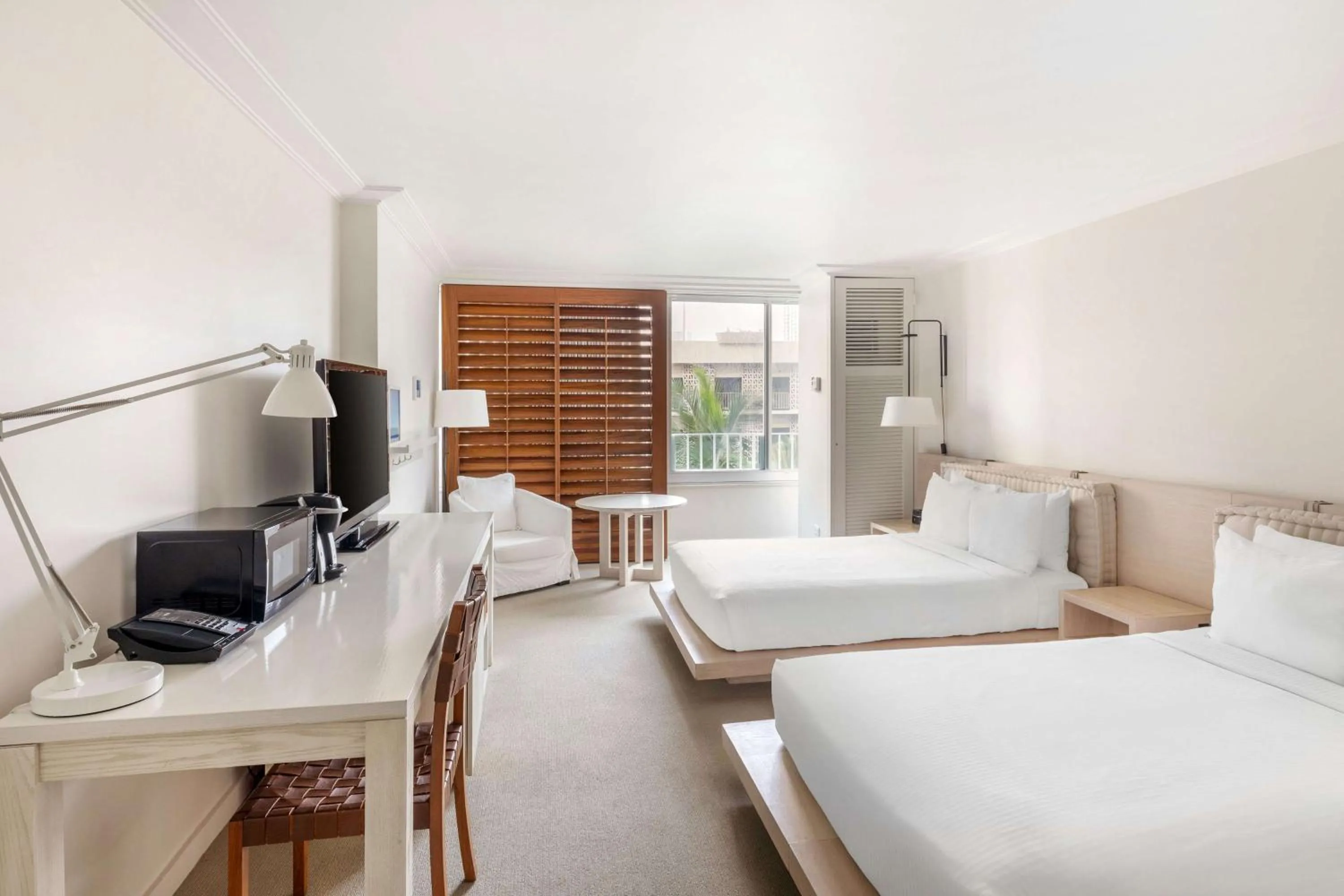 Bed in Hilton Vacation Club The Modern Honolulu