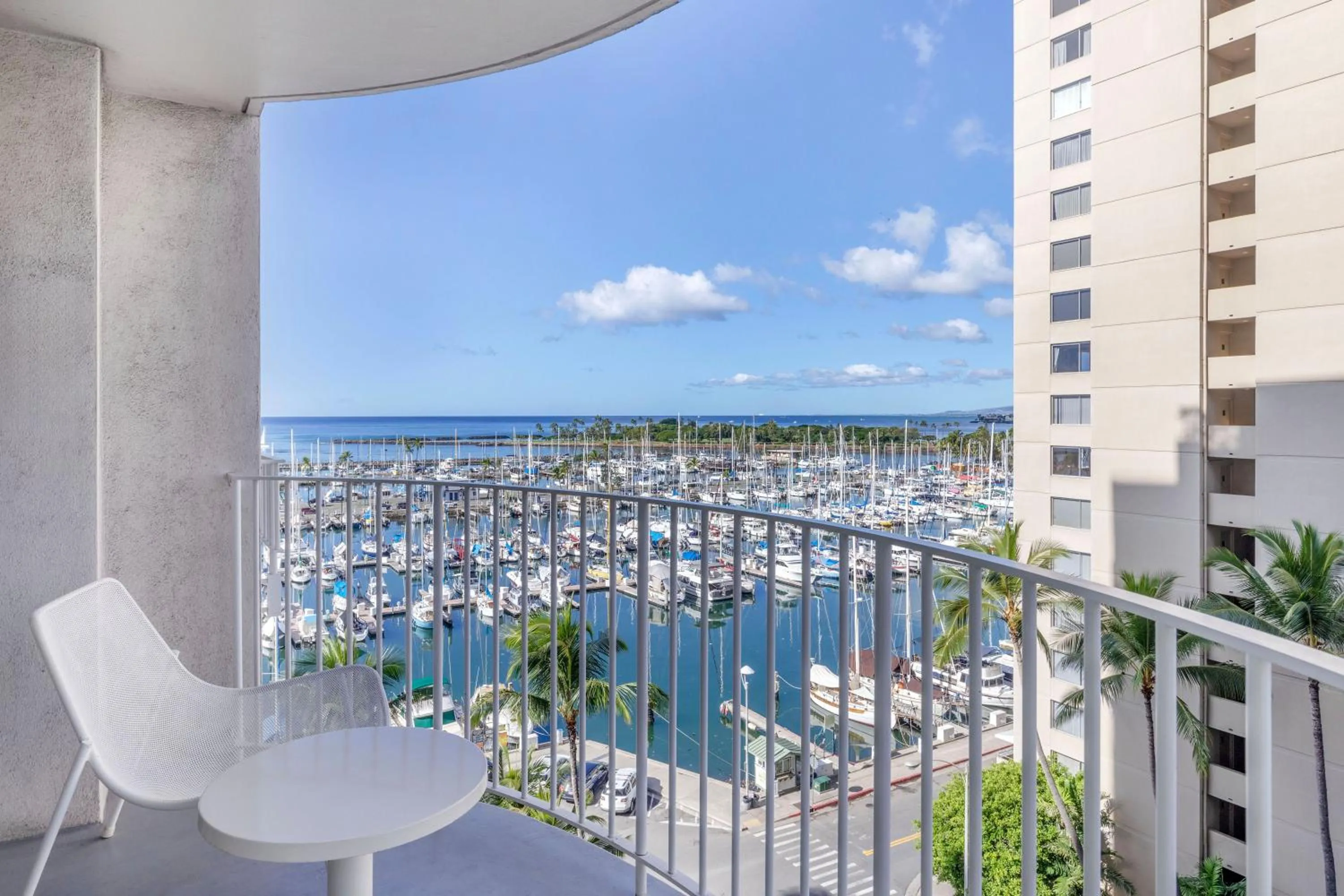 Balcony/Terrace in Hilton Vacation Club The Modern Honolulu