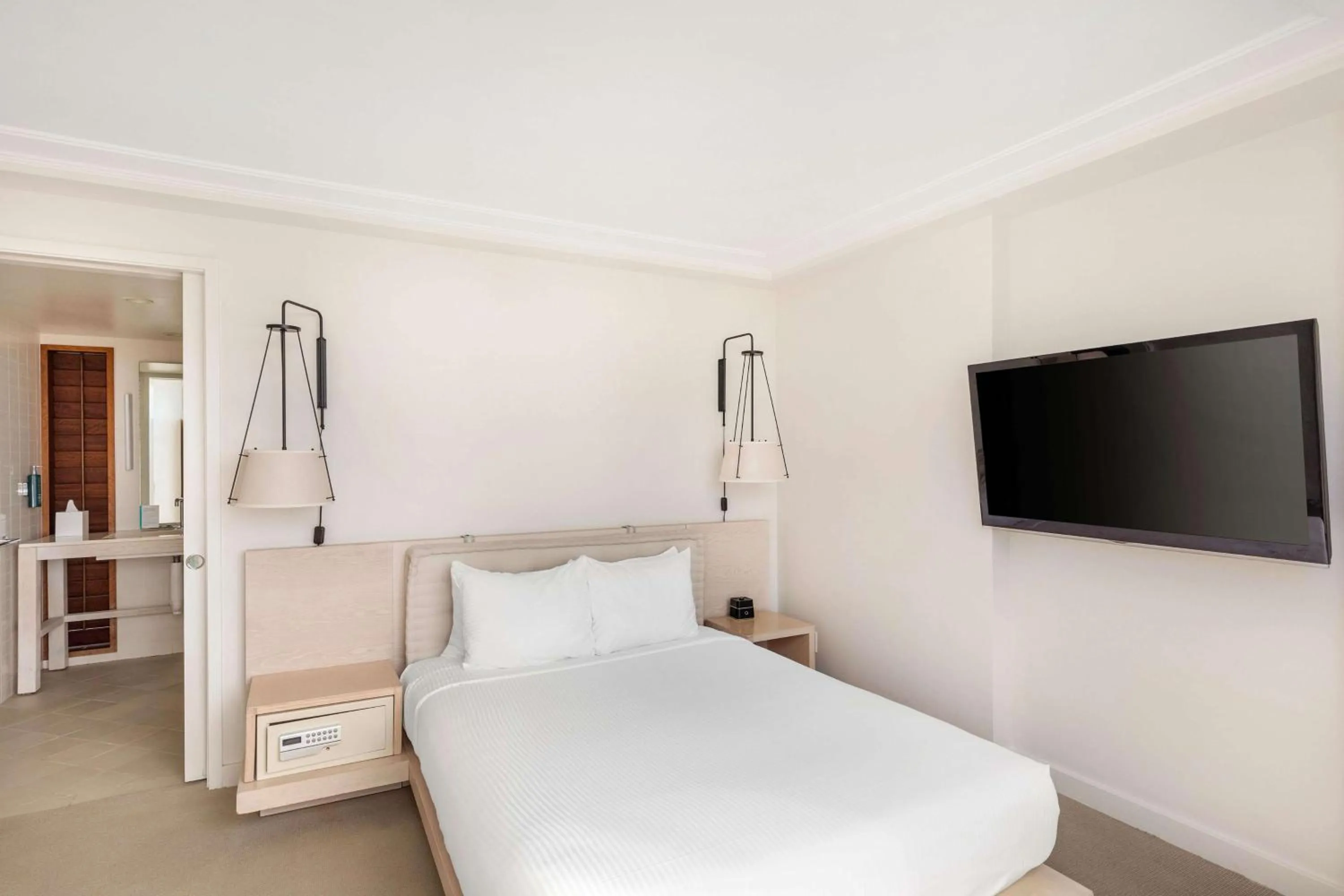 Bed in Hilton Vacation Club The Modern Honolulu