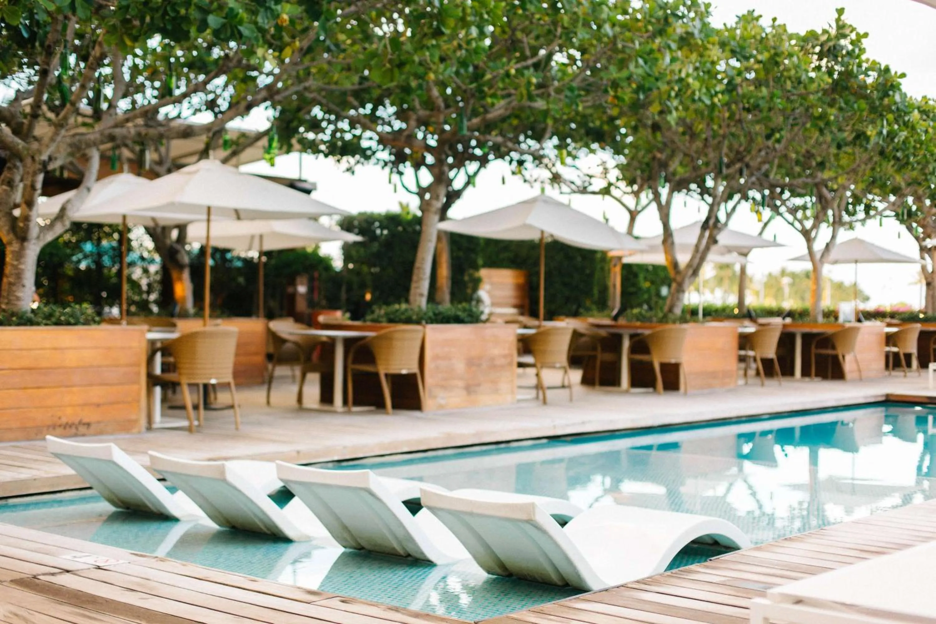 Pool view in Hilton Vacation Club The Modern Honolulu