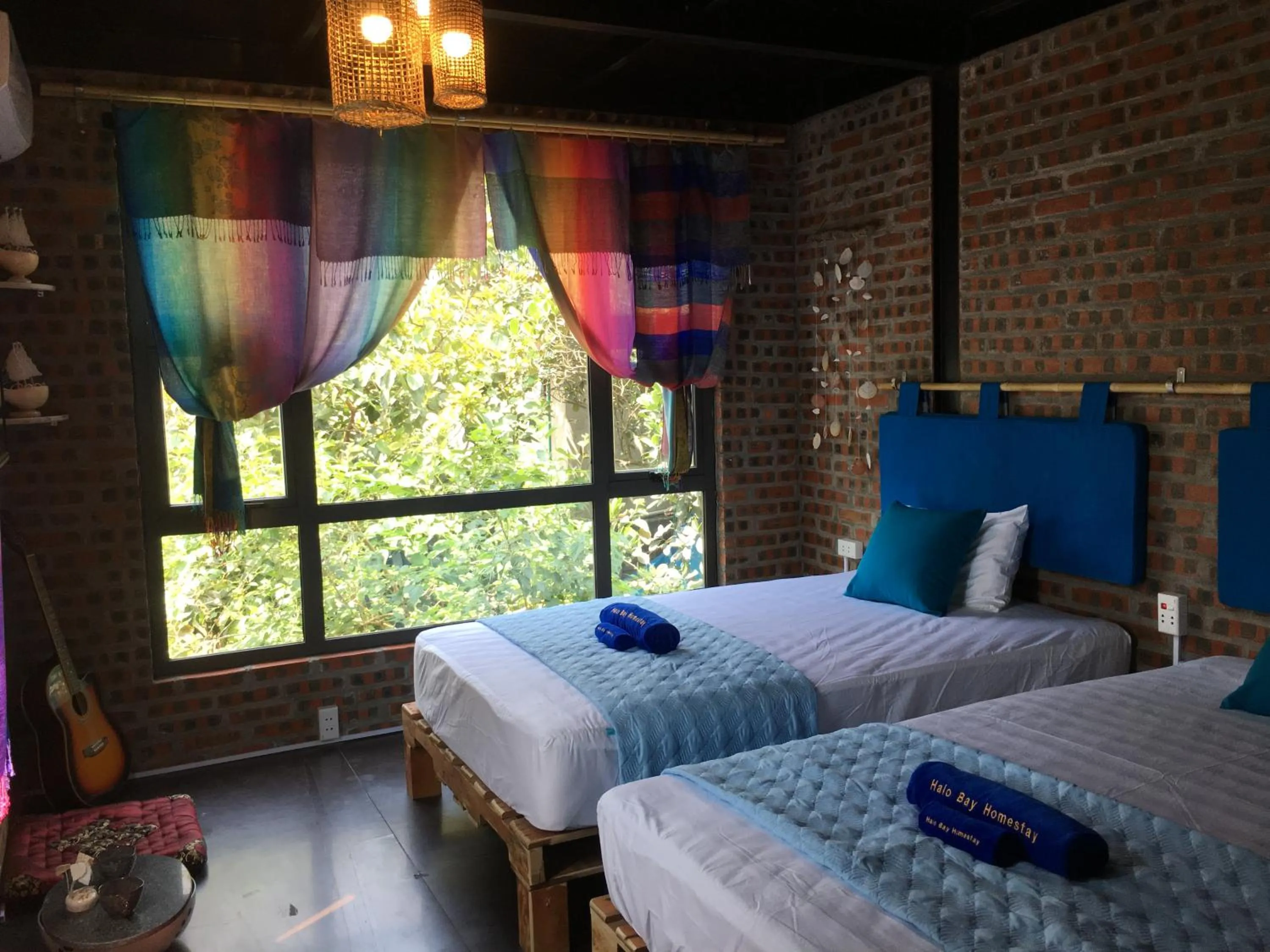 Mountain view, Bed in Halo Bay Homestay