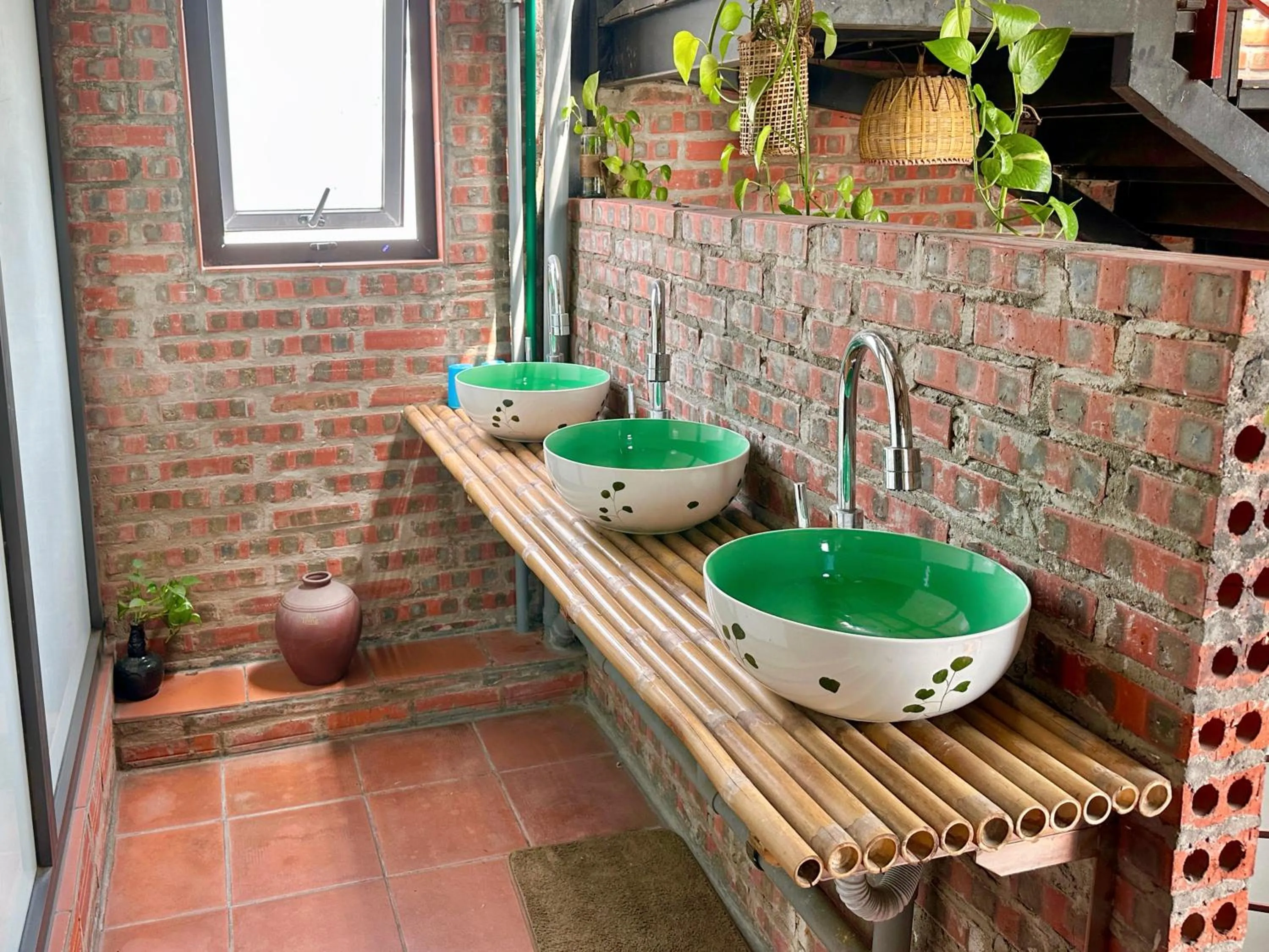 Toilet in Halo Bay Homestay