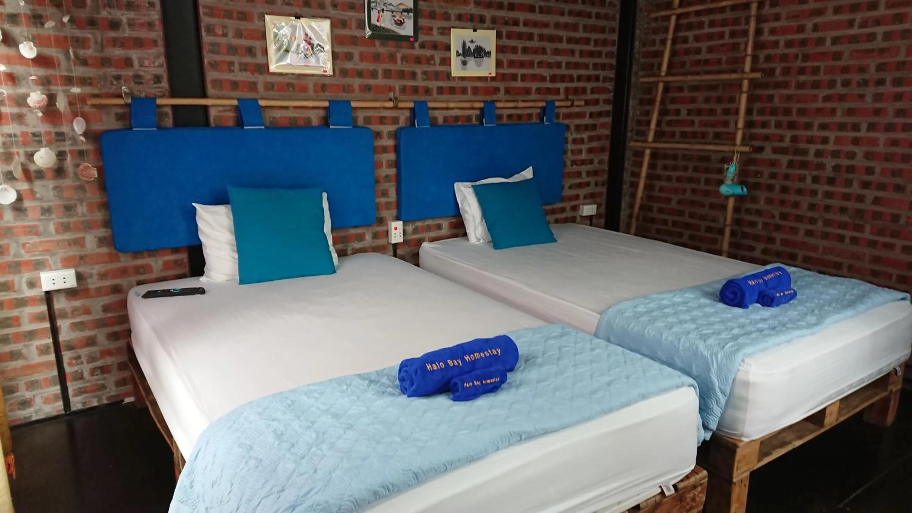 Bedroom, Bed in Halo Bay Homestay