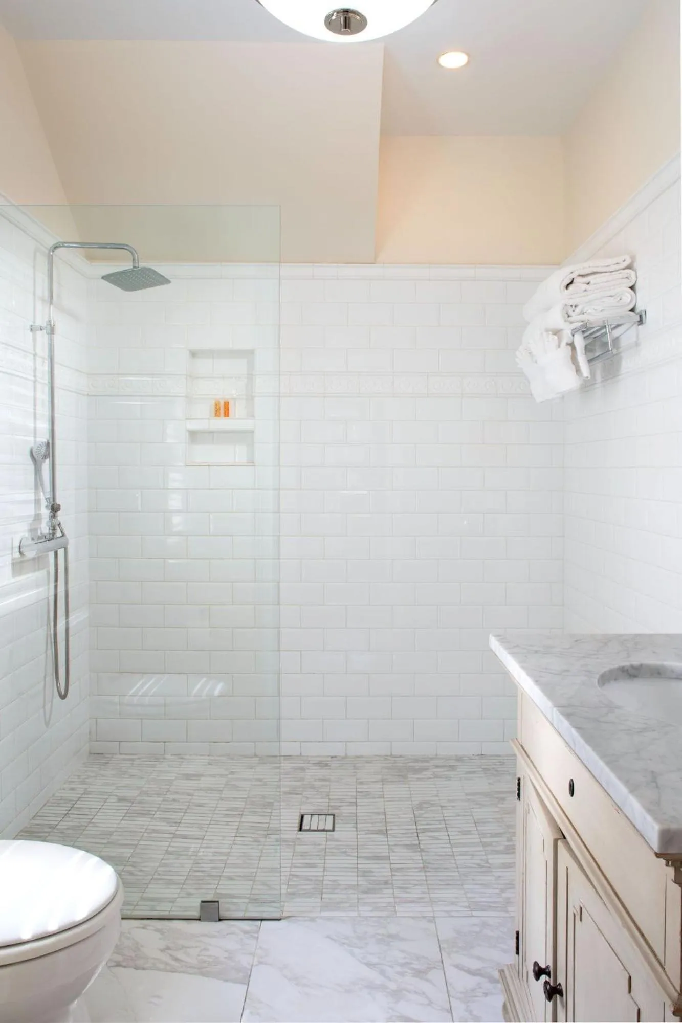 Bathroom in The Gardens Hotel