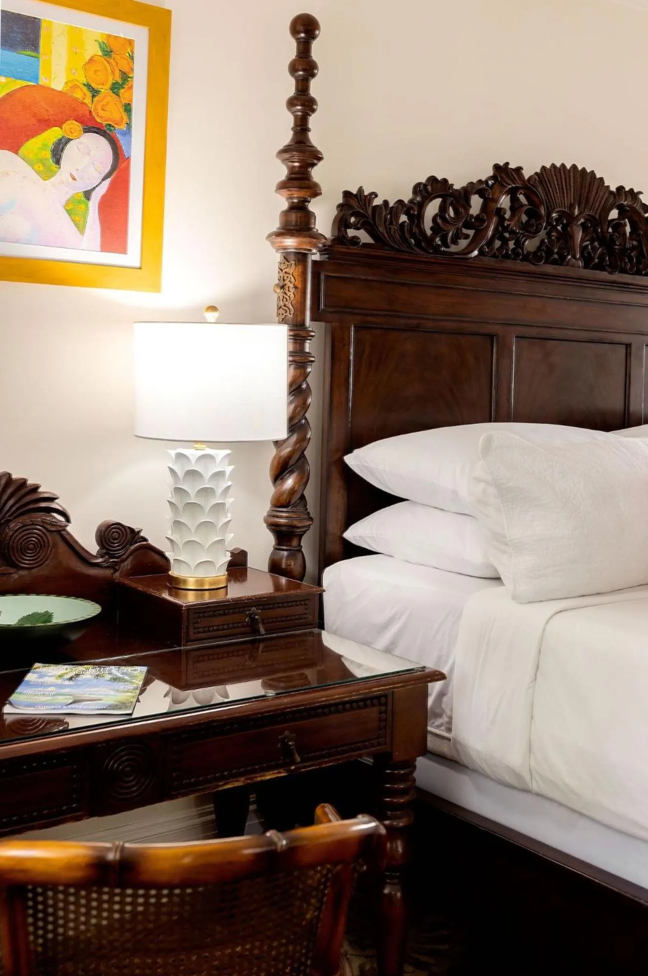 Bedroom, Bed in The Gardens Hotel