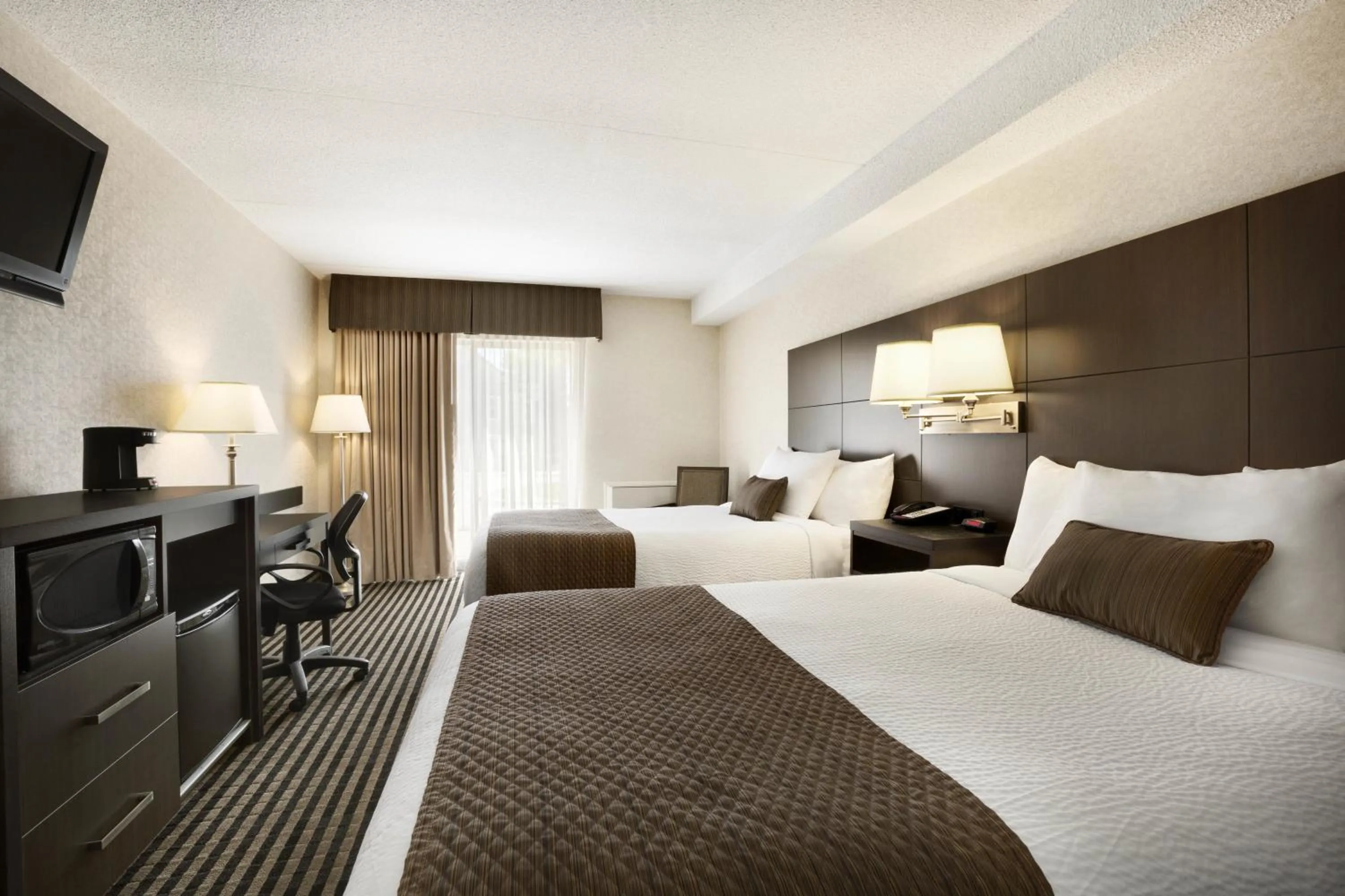 Day, Bed in Days Inn by Wyndham Miramichi NB