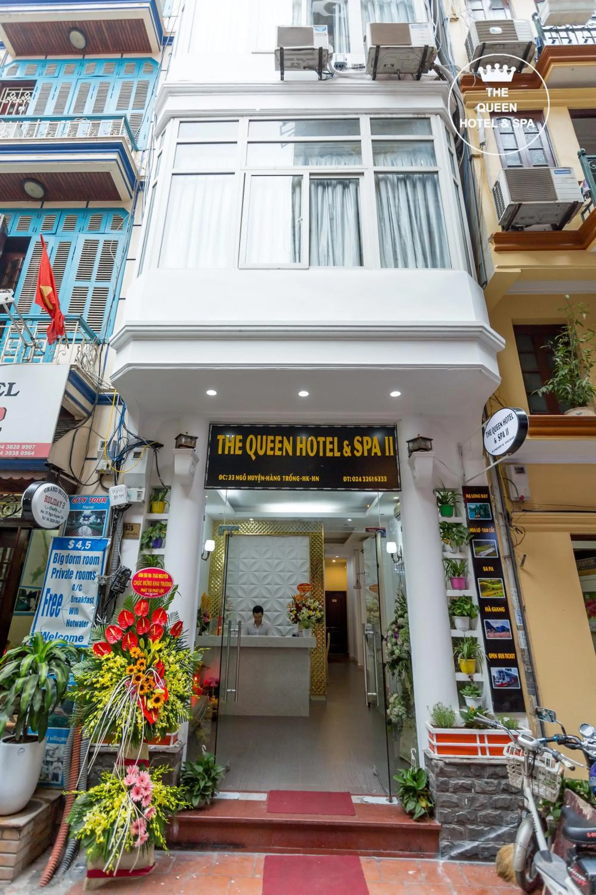 Property building in The Queen Hotel & Spa 2