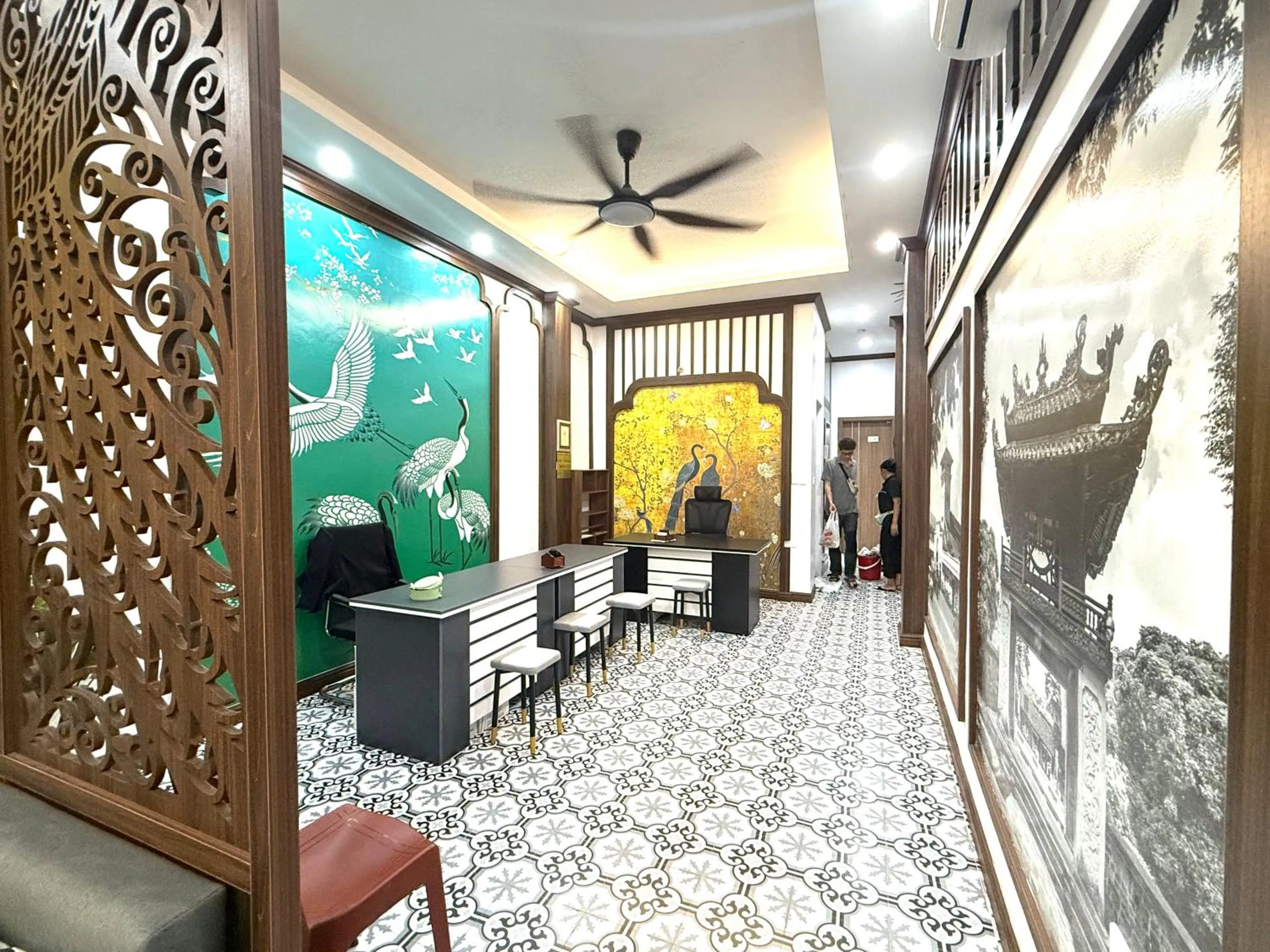 Living room in The Queen Hotel & Spa 2