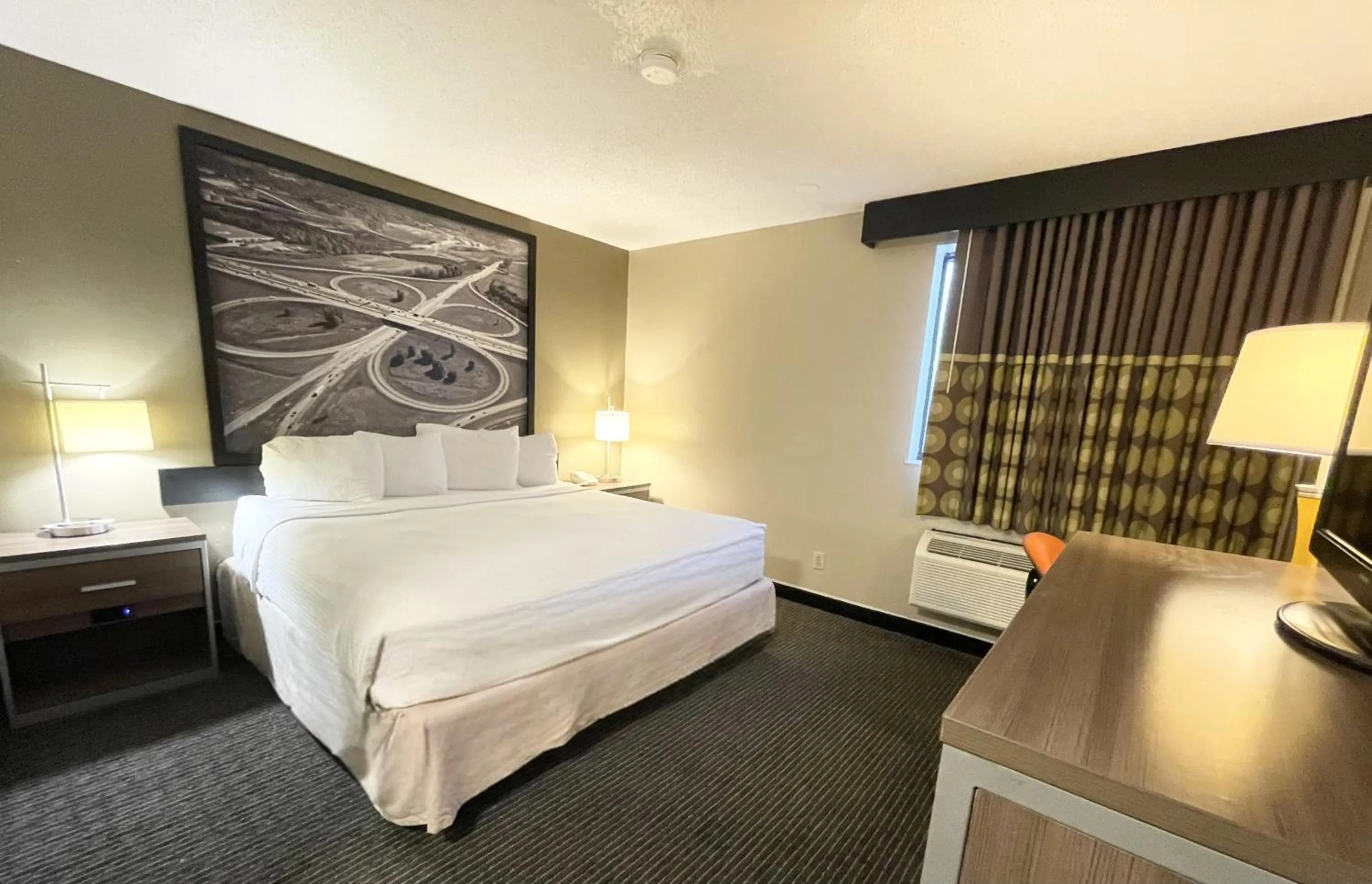 Bed in Super 8 by Wyndham St Charles