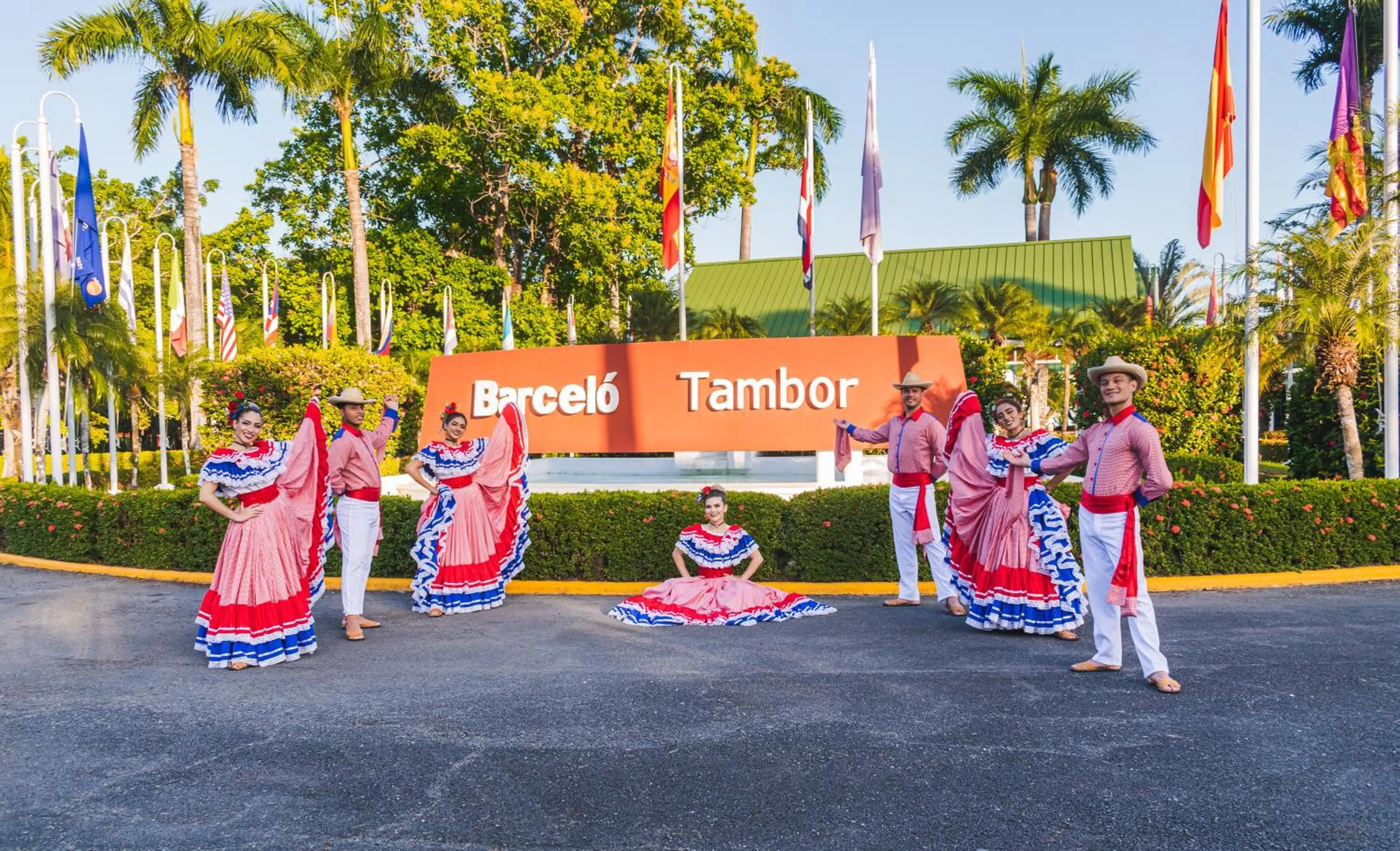 Evening entertainment in Barceló Tambor - All Inclusive