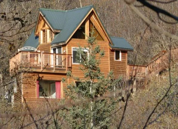 Alaska Adventure Cabins