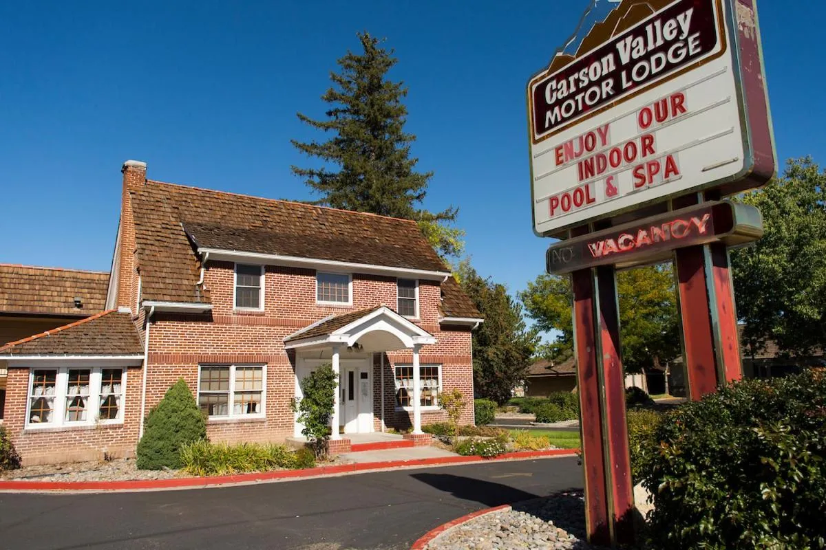 Carson Valley Motor Lodge and Suites