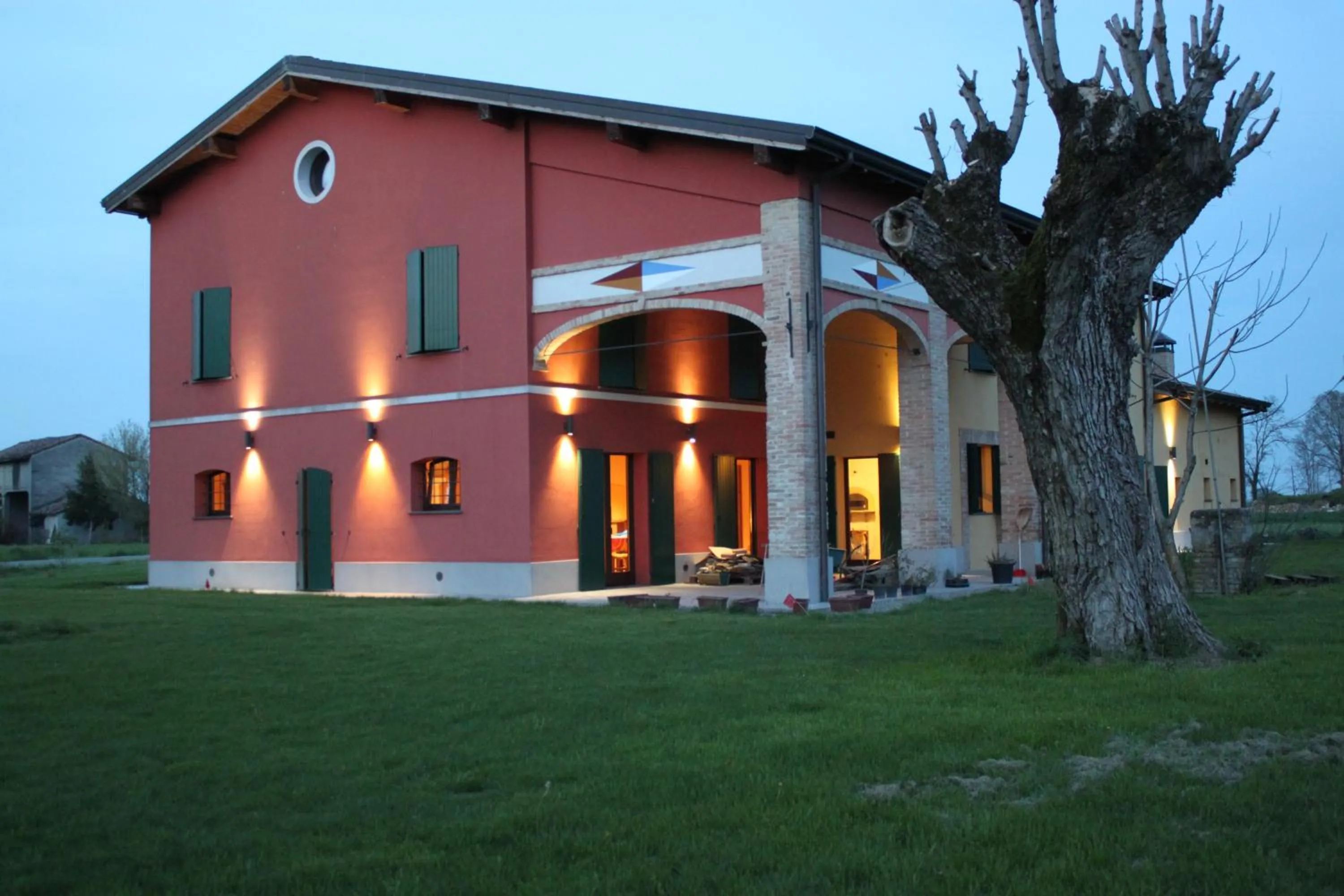 Property building in La casa dei gatti