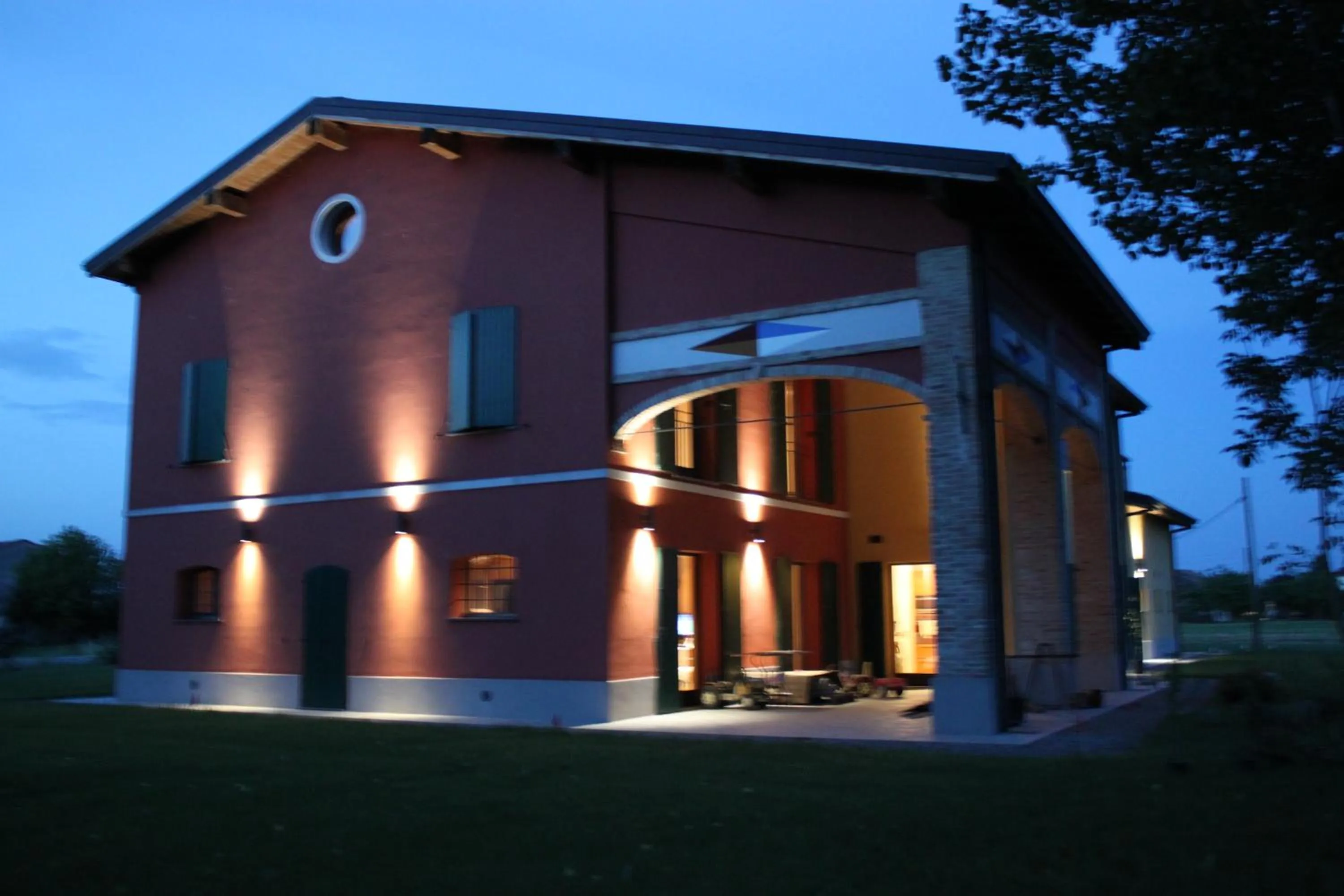 Property building in La casa dei gatti