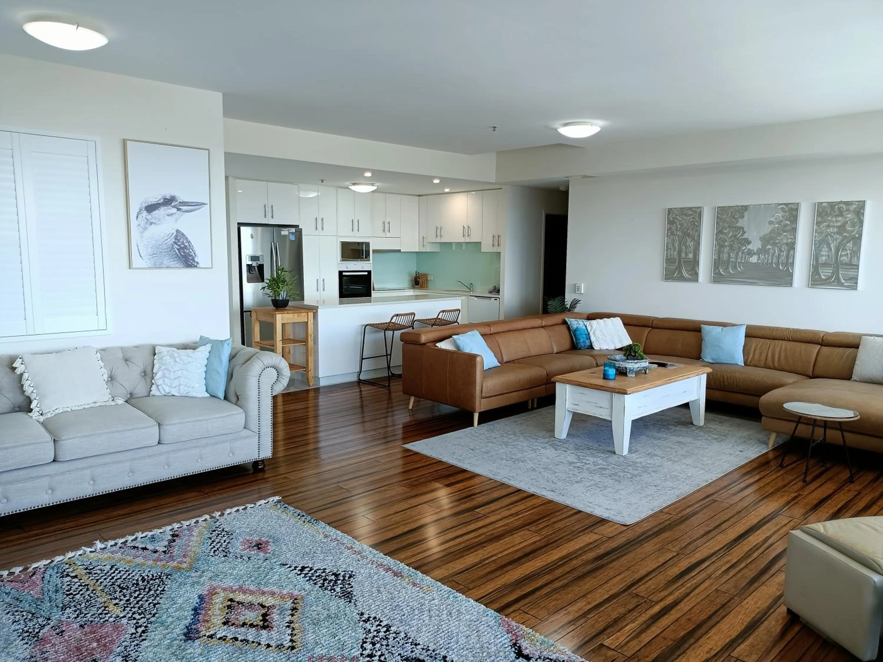 Kitchen or kitchenette in The Grand Apartments