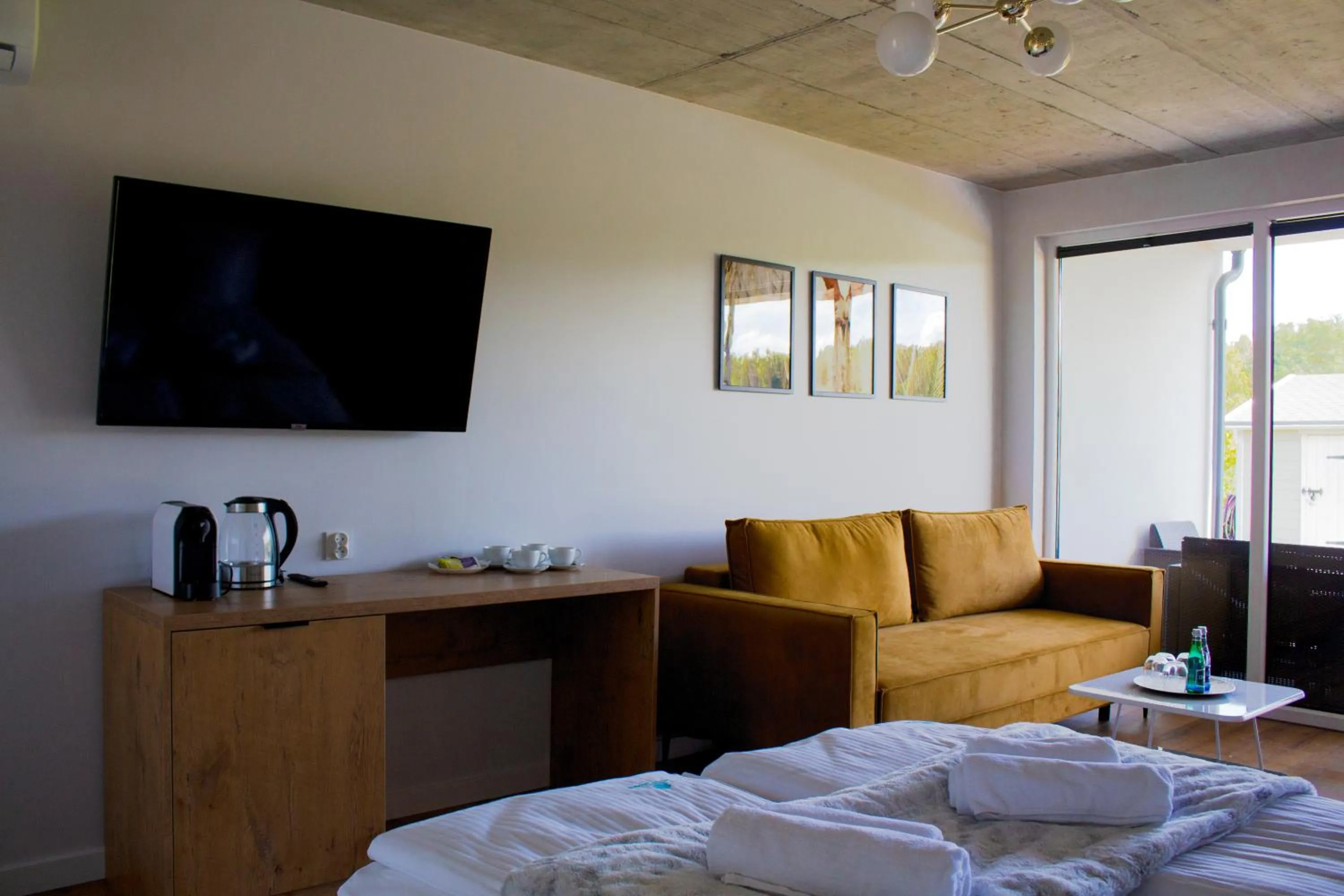 Living room, Bed in Zielony Zakątek