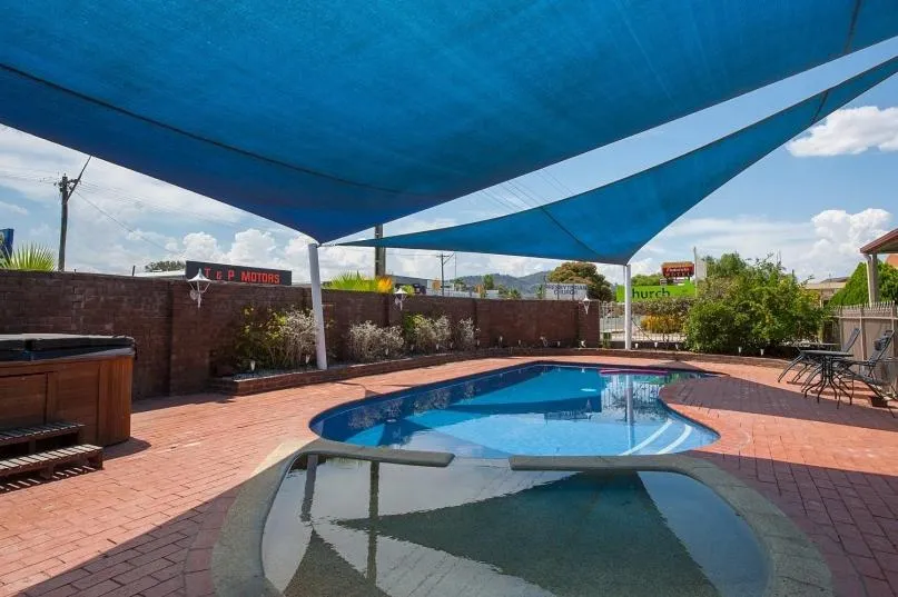 Day in Albury Classic Motor Inn