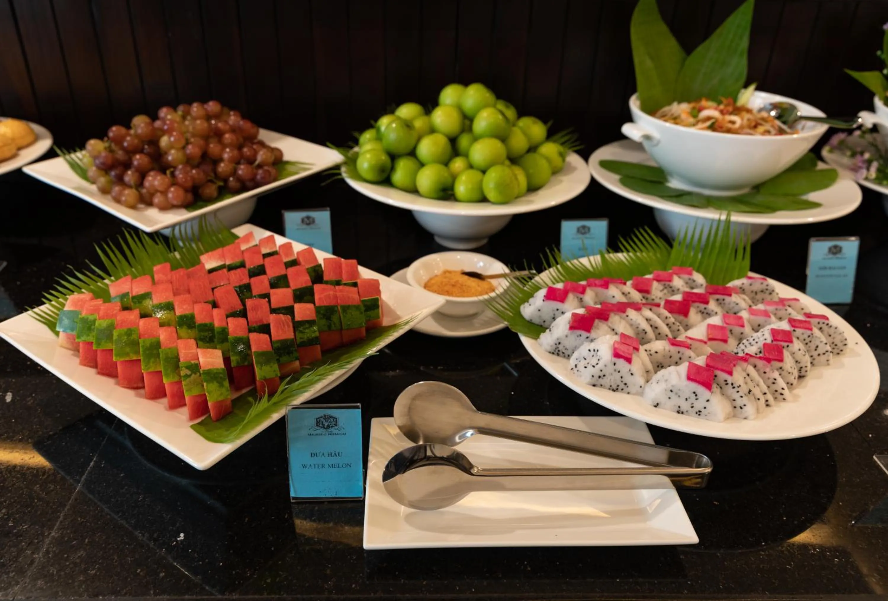 Restaurant/places to eat in Majestic Premium Hotel