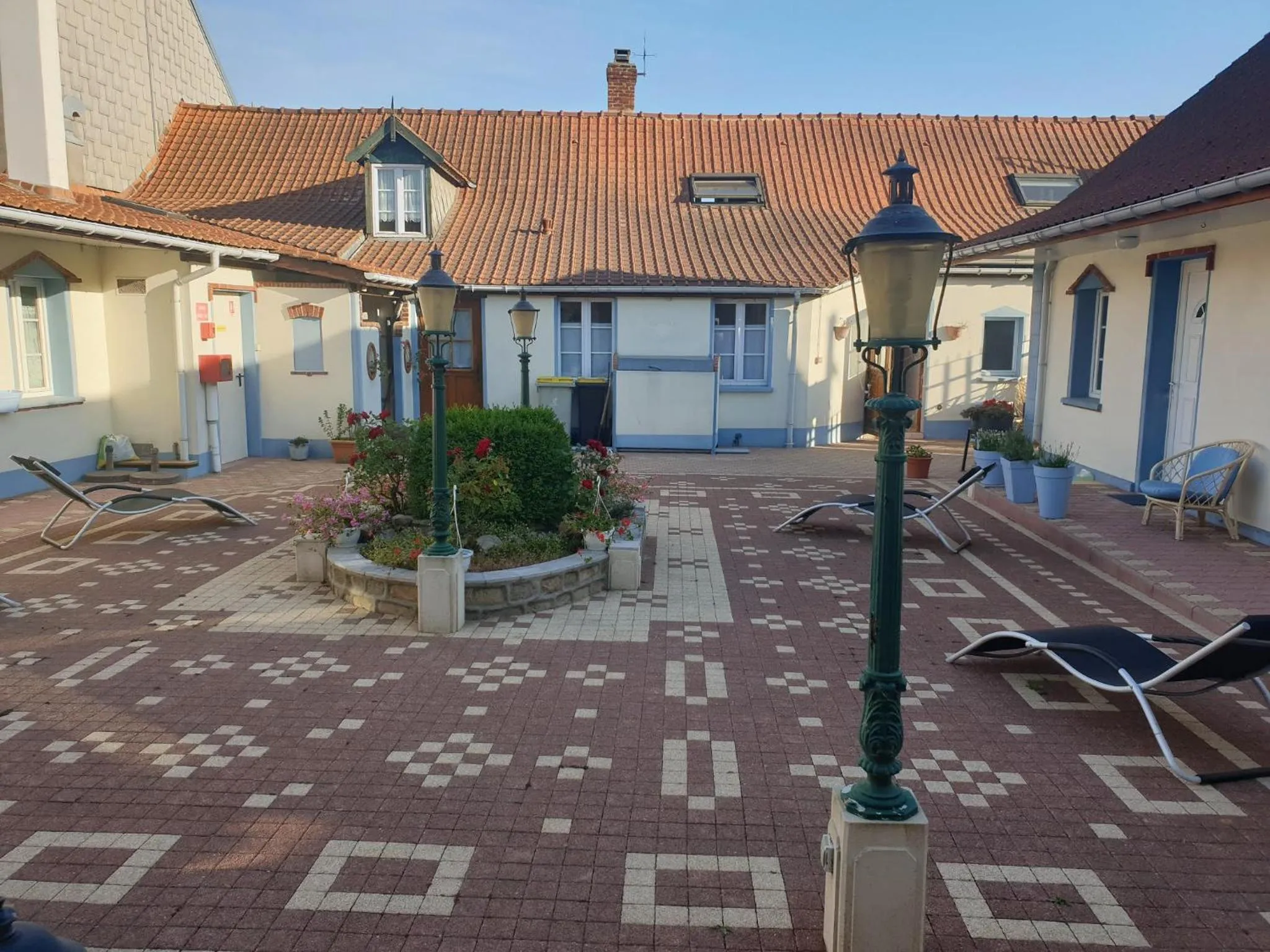 LOGIS - Hôtel & restaurant "L'envie des mets"