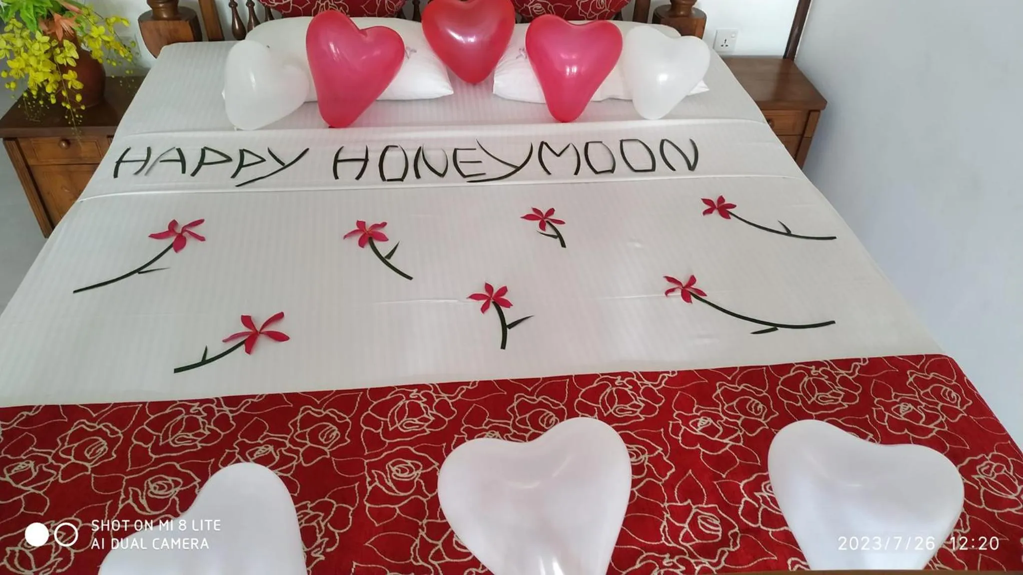 Bed in Wunderbar Beach Hotel