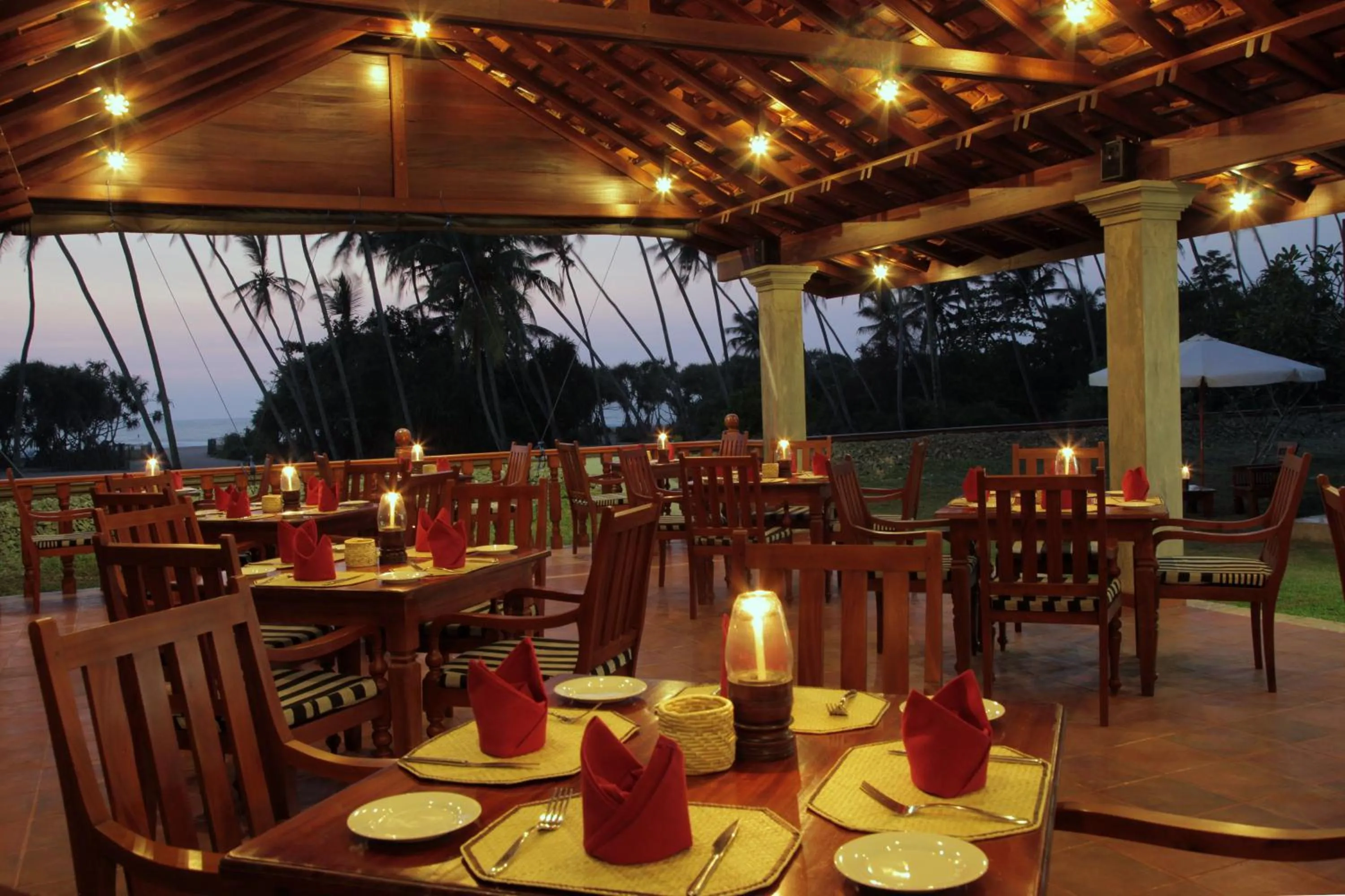 Restaurant/places to eat in Wunderbar Beach Hotel