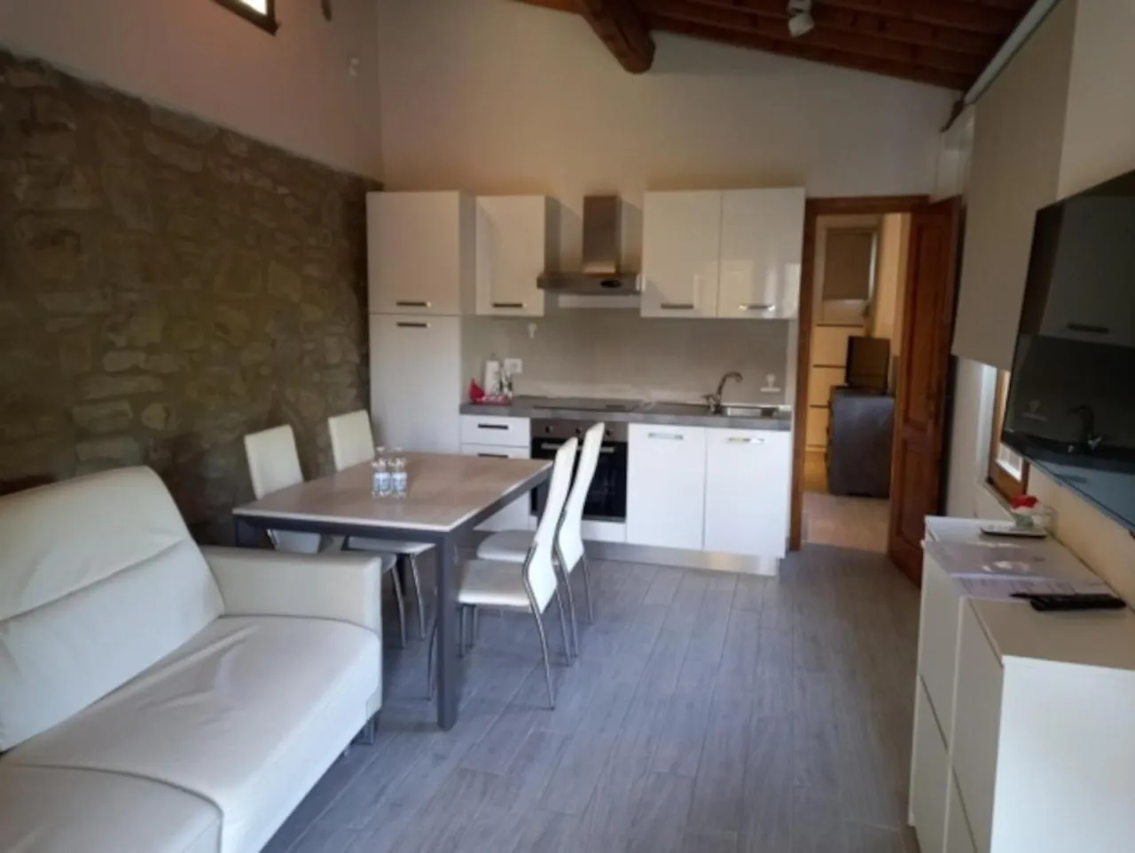 Dining area in Rocca Palazzaccio
