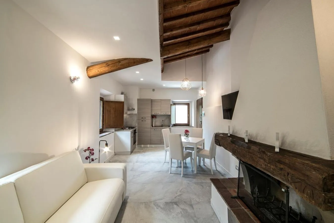 Kitchen or kitchenette in Rocca Palazzaccio