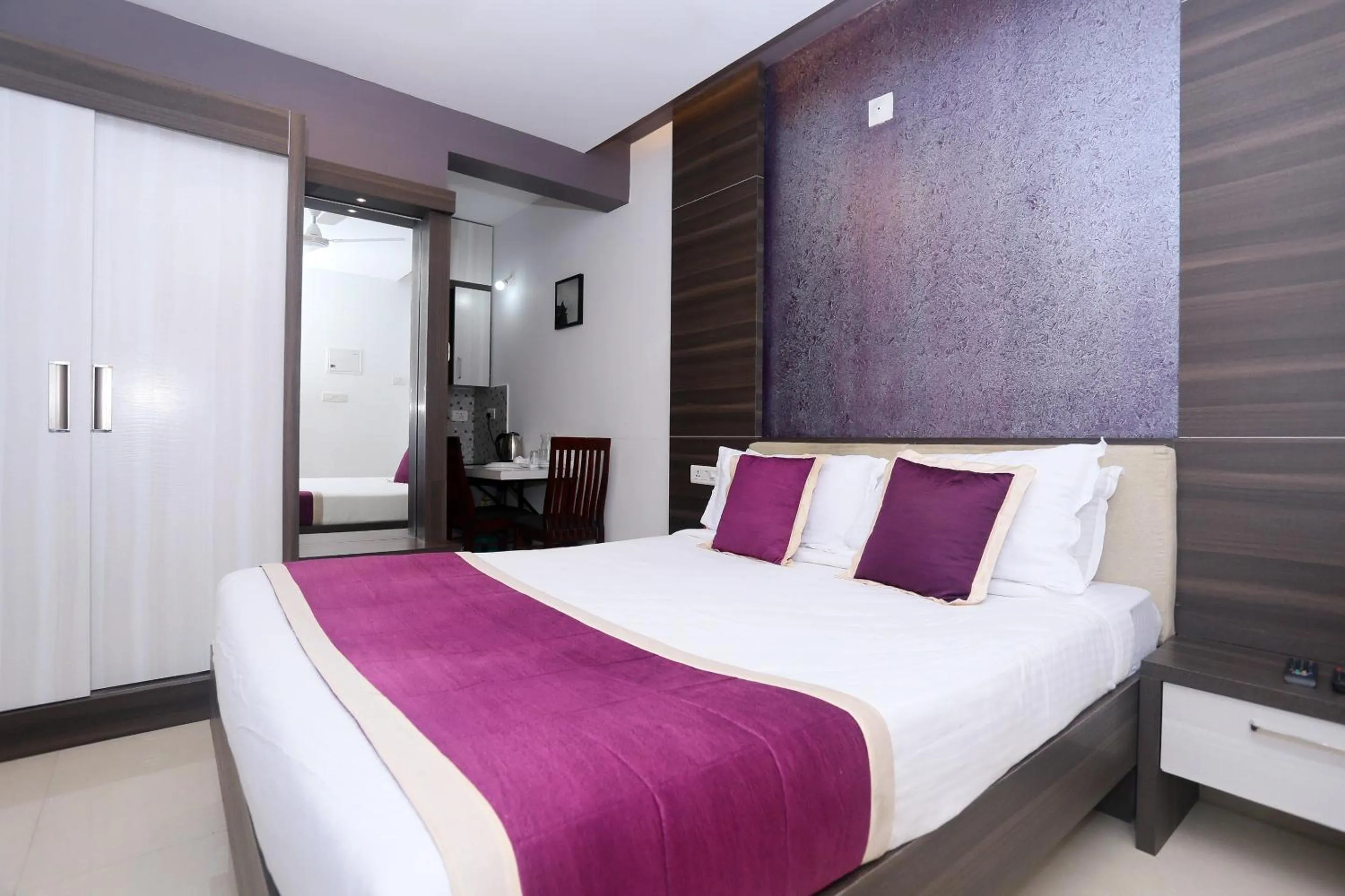 Bedroom, Bed in Daan Ambalath Maple Leaves