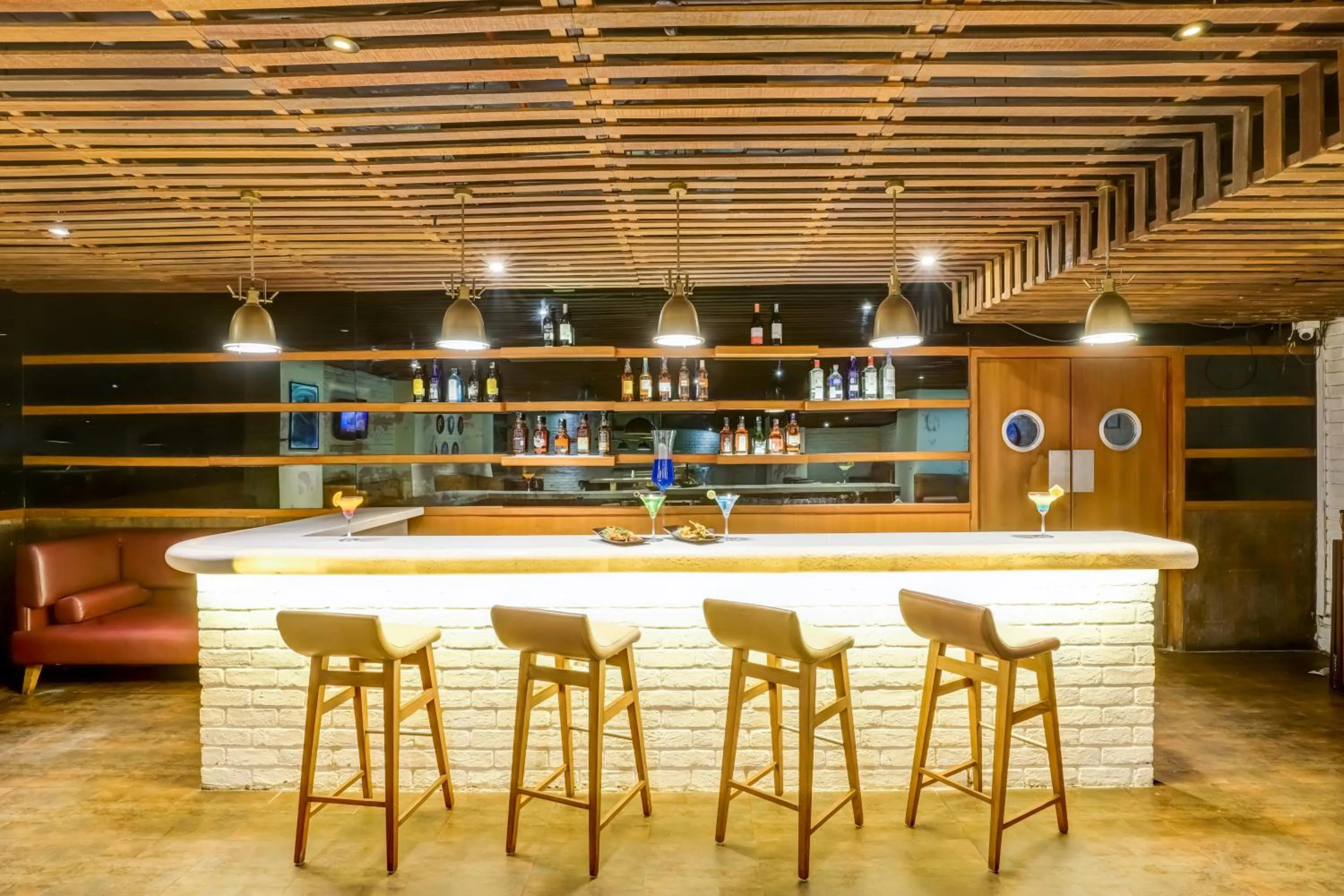 Restaurant/places to eat in Lemon Tree Hotel Whitefield, Bengaluru