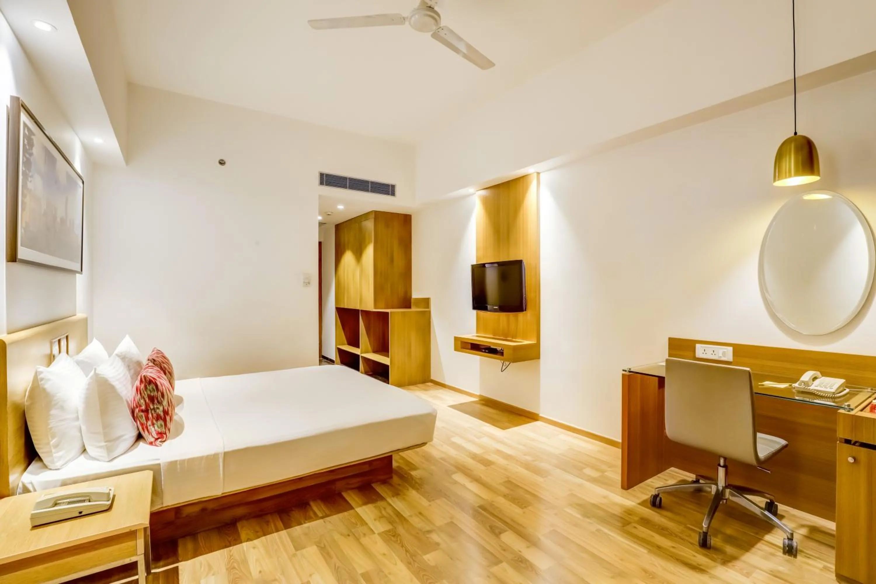 Bed in Lemon Tree Hotel Whitefield, Bengaluru