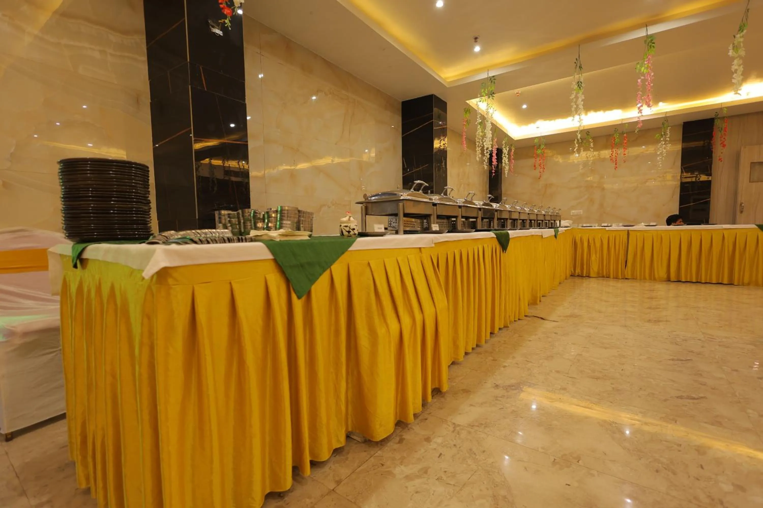 Banquet/Function facilities in Hotel Anand Villa