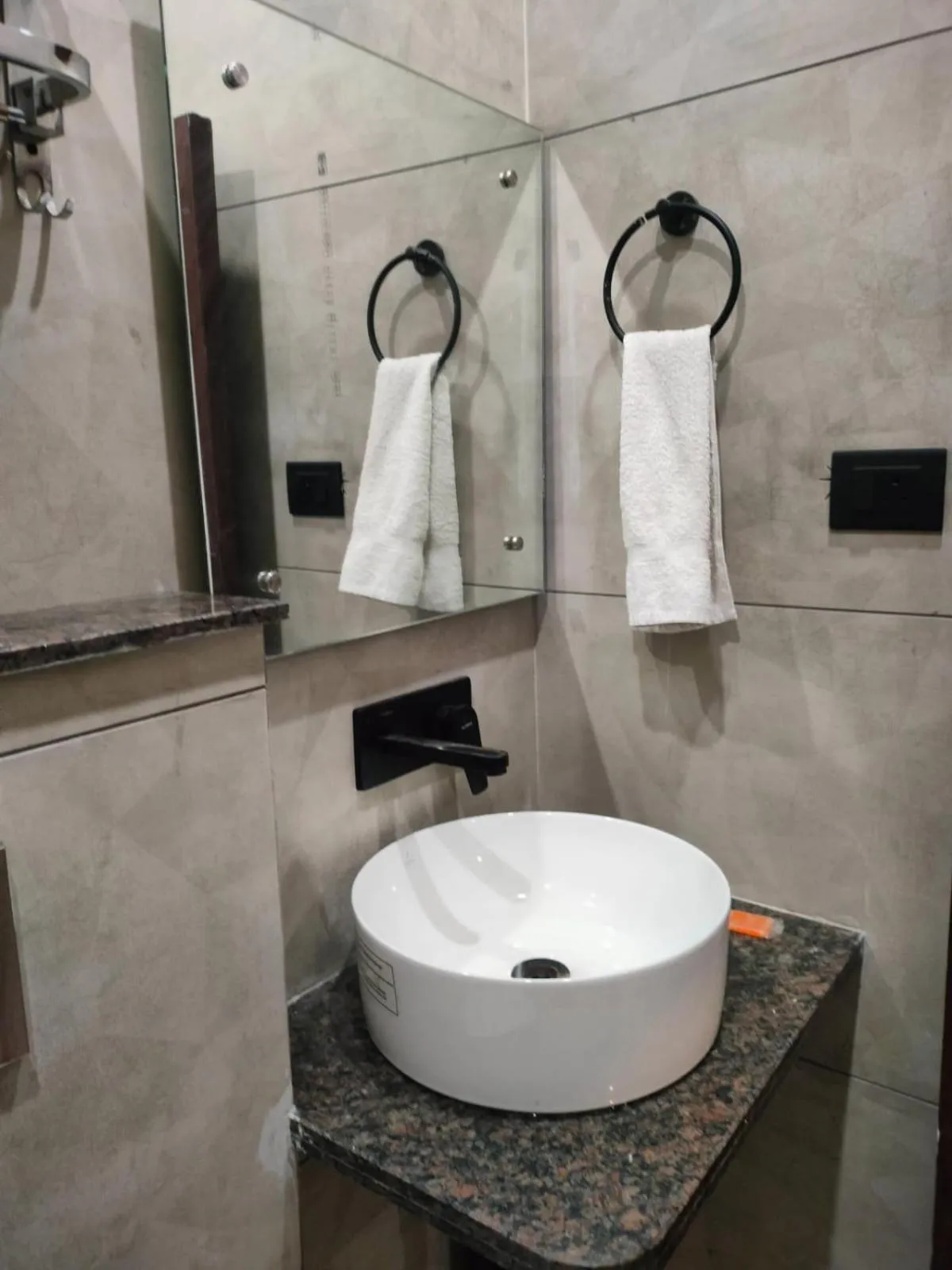 Bathroom in Hotel Anand Villa