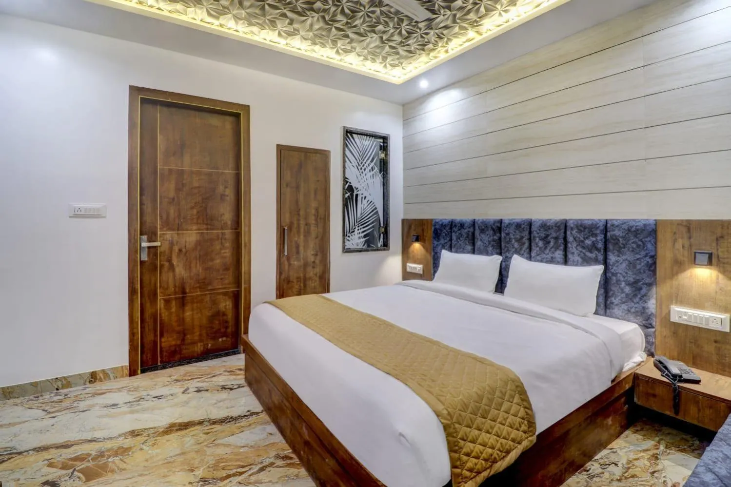 Bedroom in Hotel Anand Villa