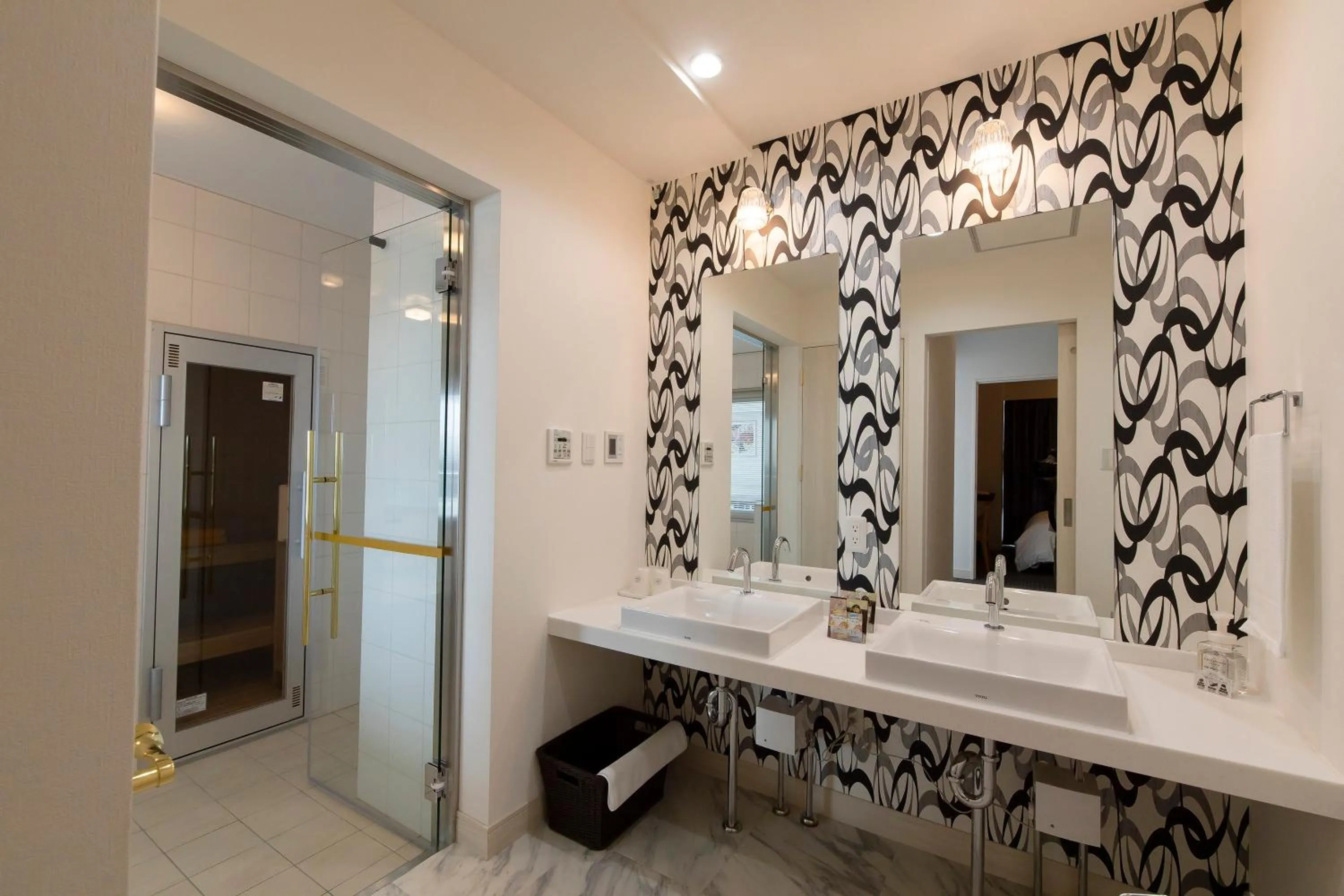 Bathroom in Samson Hotel