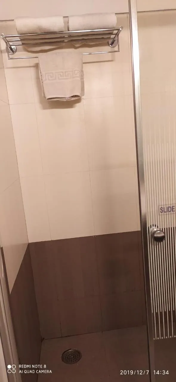 Bathroom in The Curzon Court