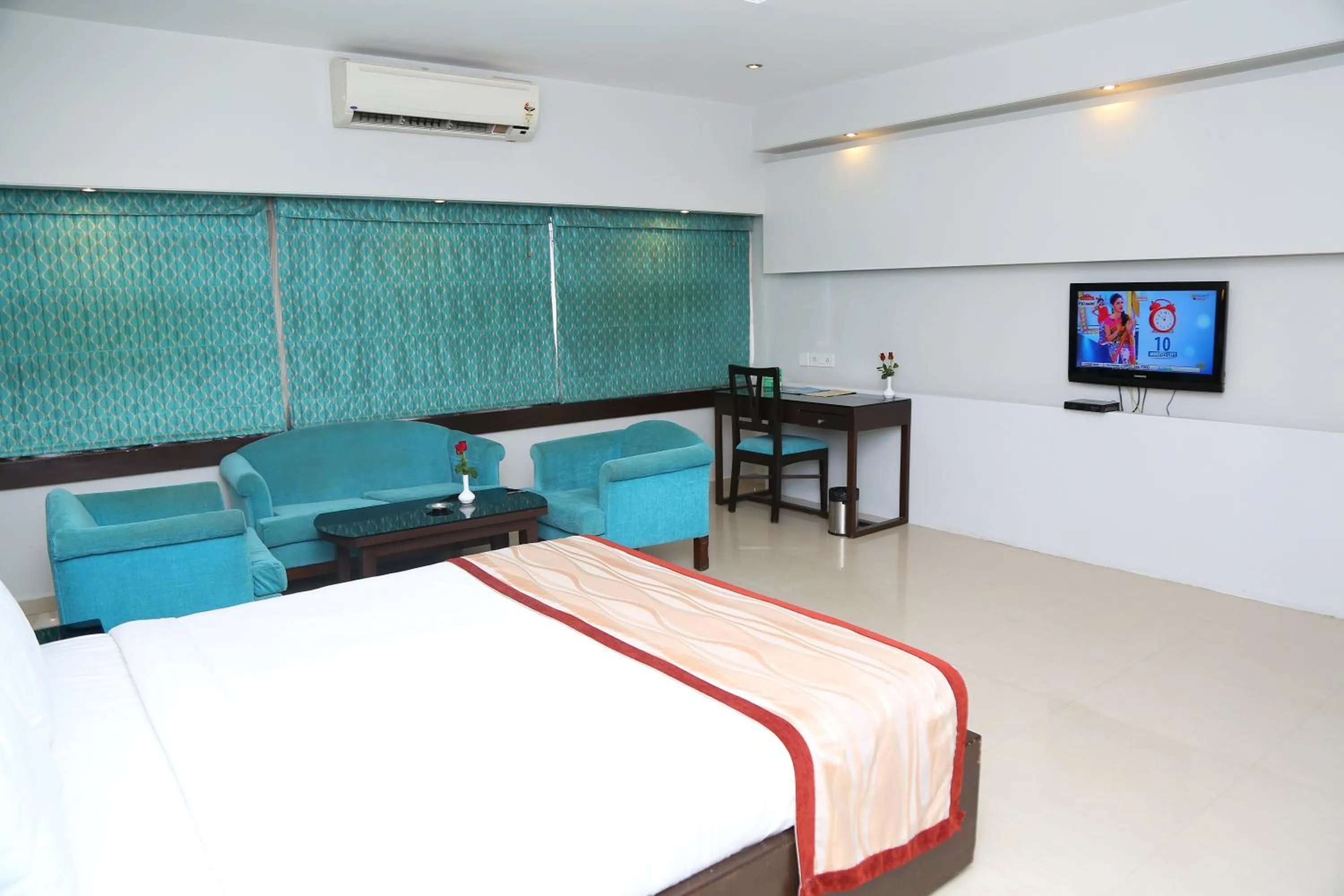 TV and multimedia, Bed in The Curzon Court