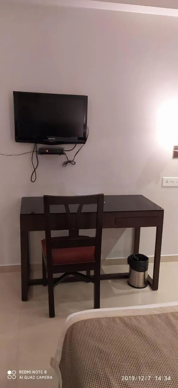 TV and multimedia in The Curzon Court