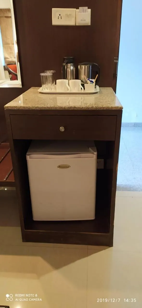 Coffee/tea facilities in The Curzon Court