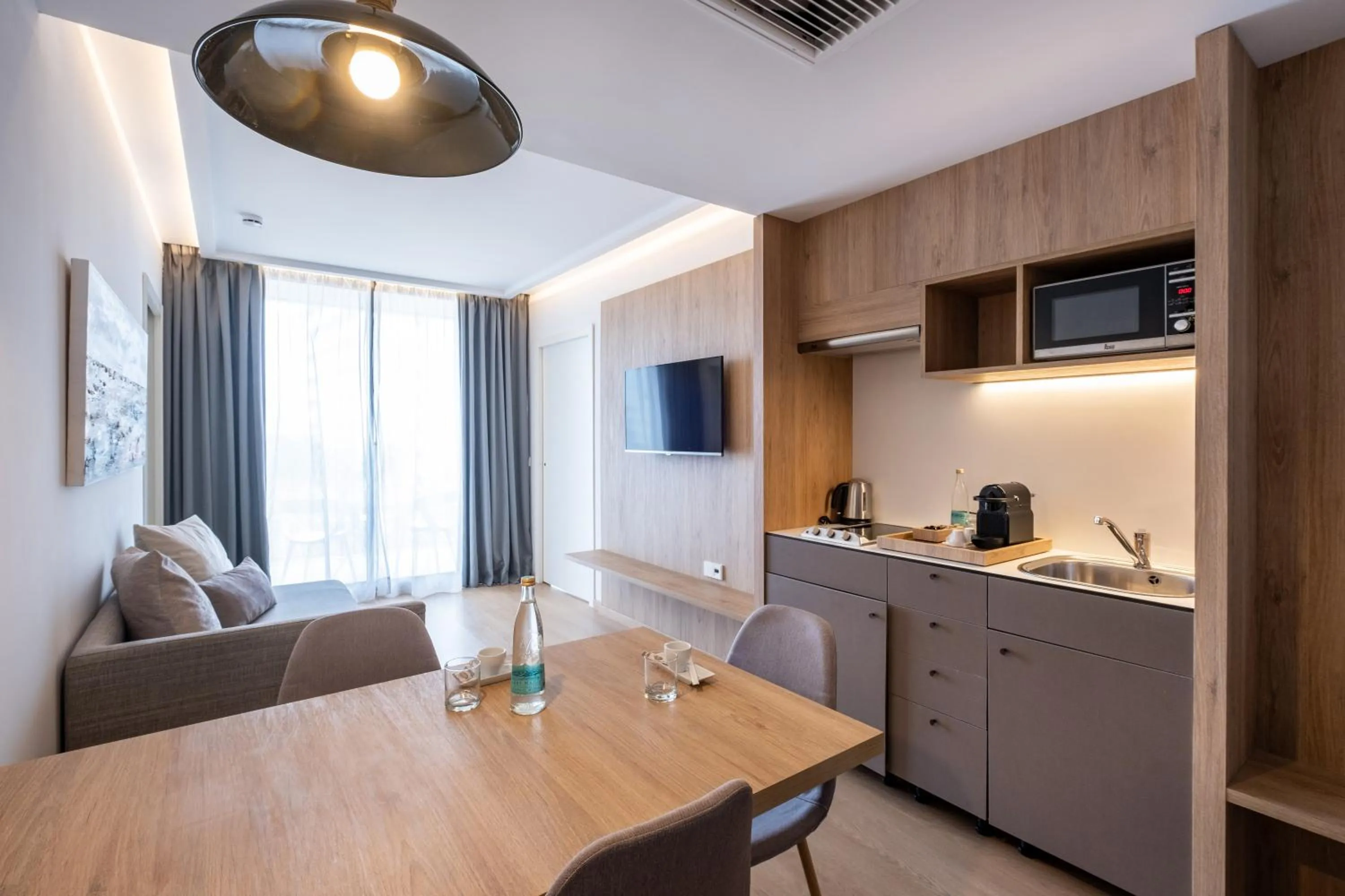 Kitchen or kitchenette in Kyrat Amarac Suites
