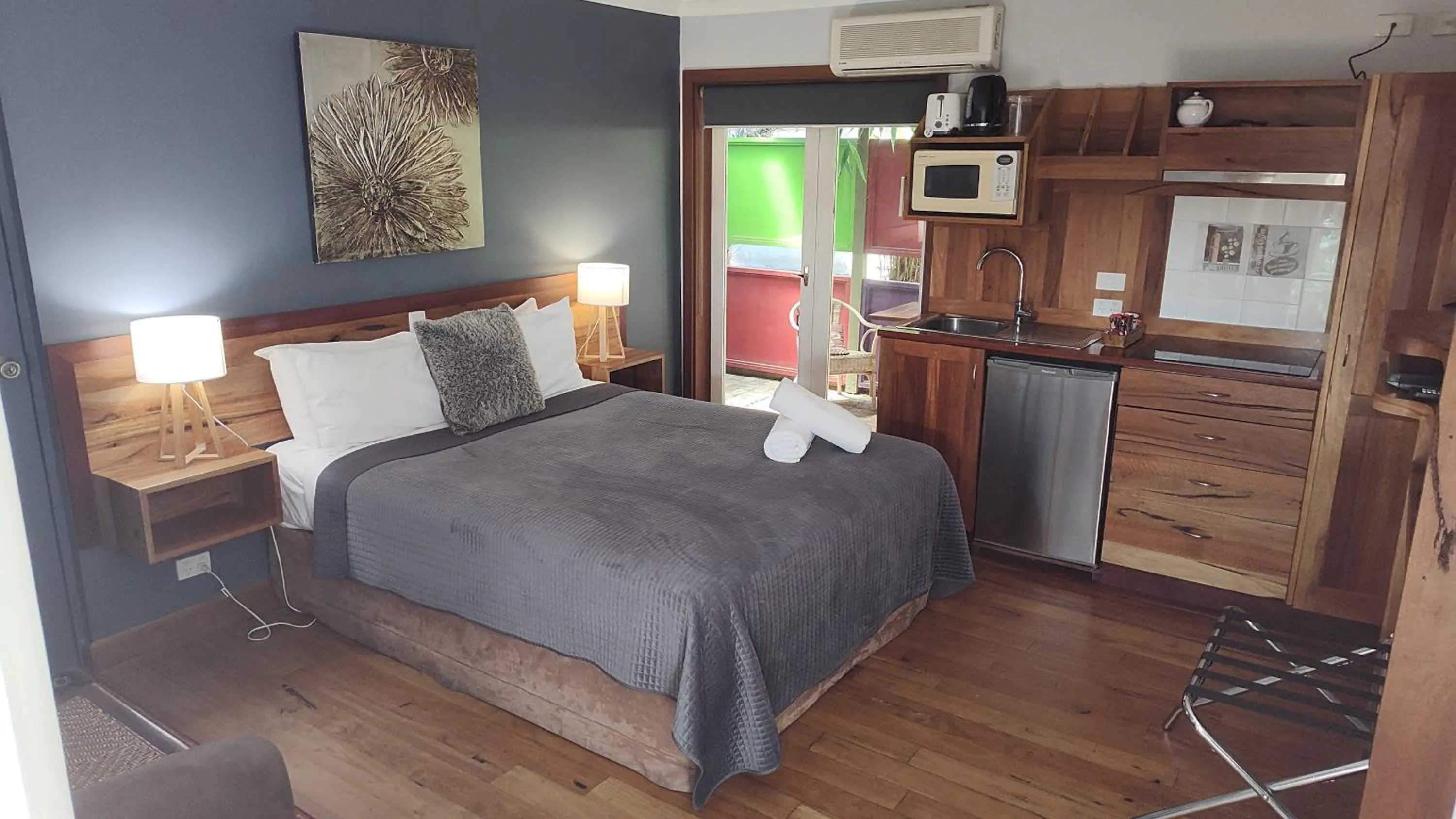 Bedroom, Bed in Adamsons Riverside