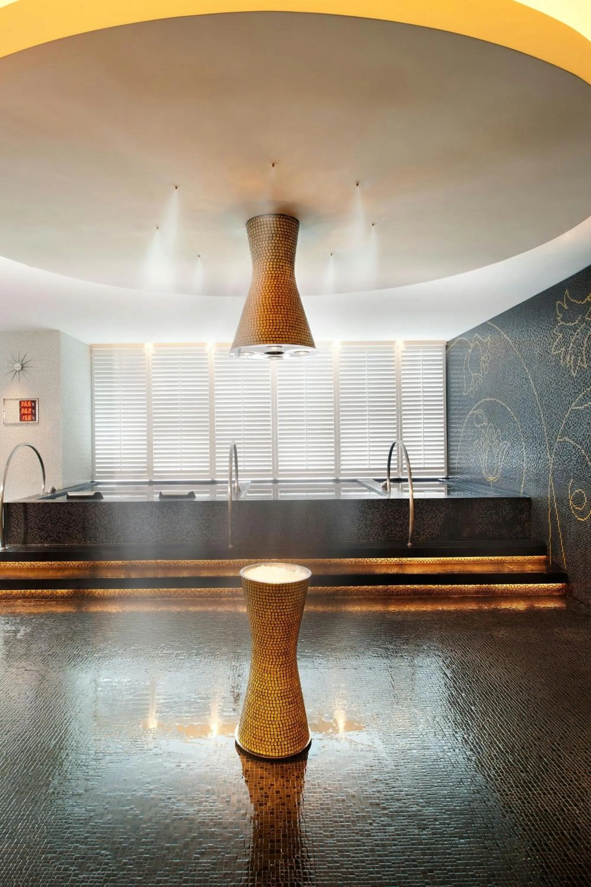 Spa and wellness centre/facilities in W Taipei