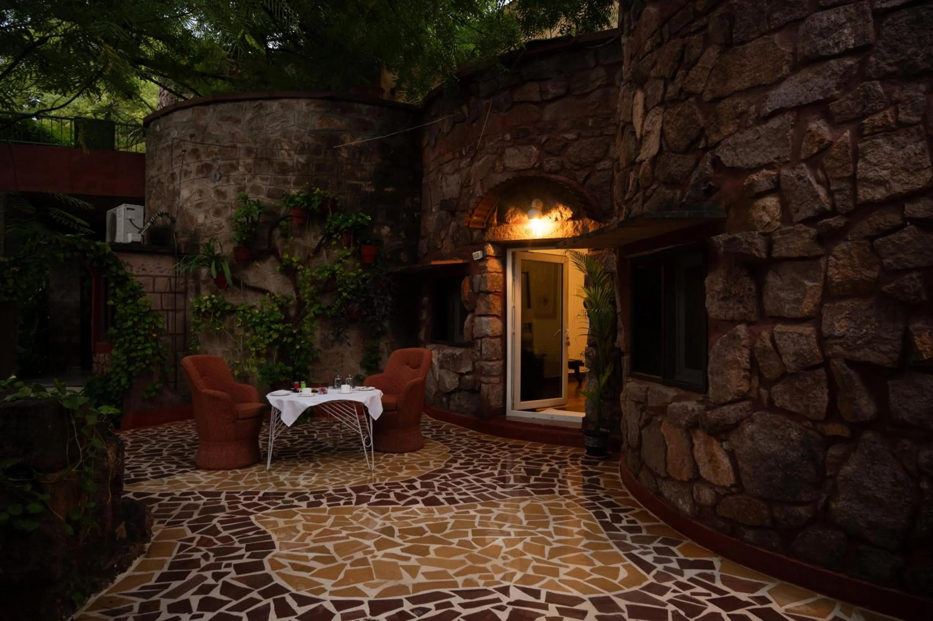 Garden view in Mandore Guest House