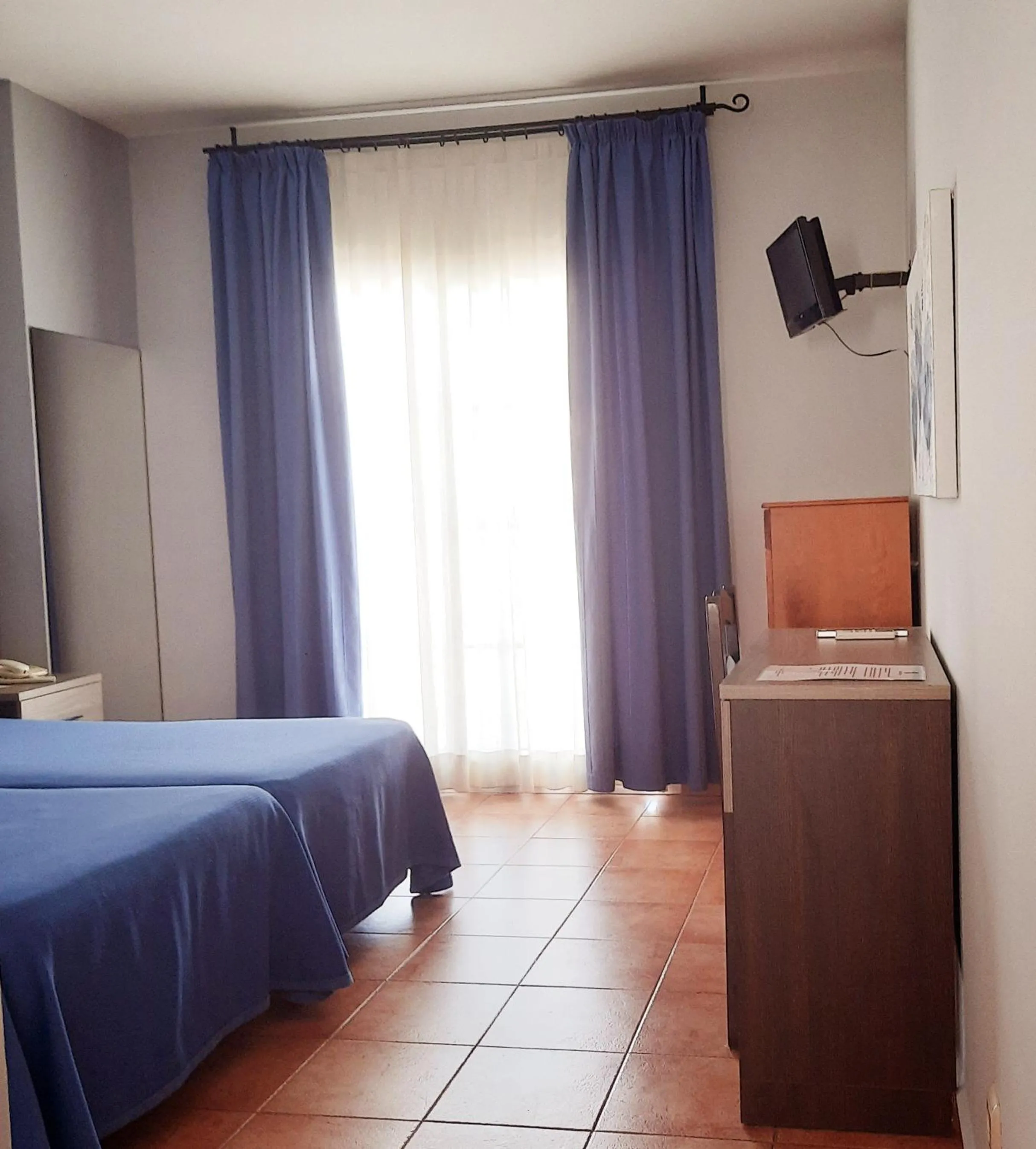 Hostal La Colonia