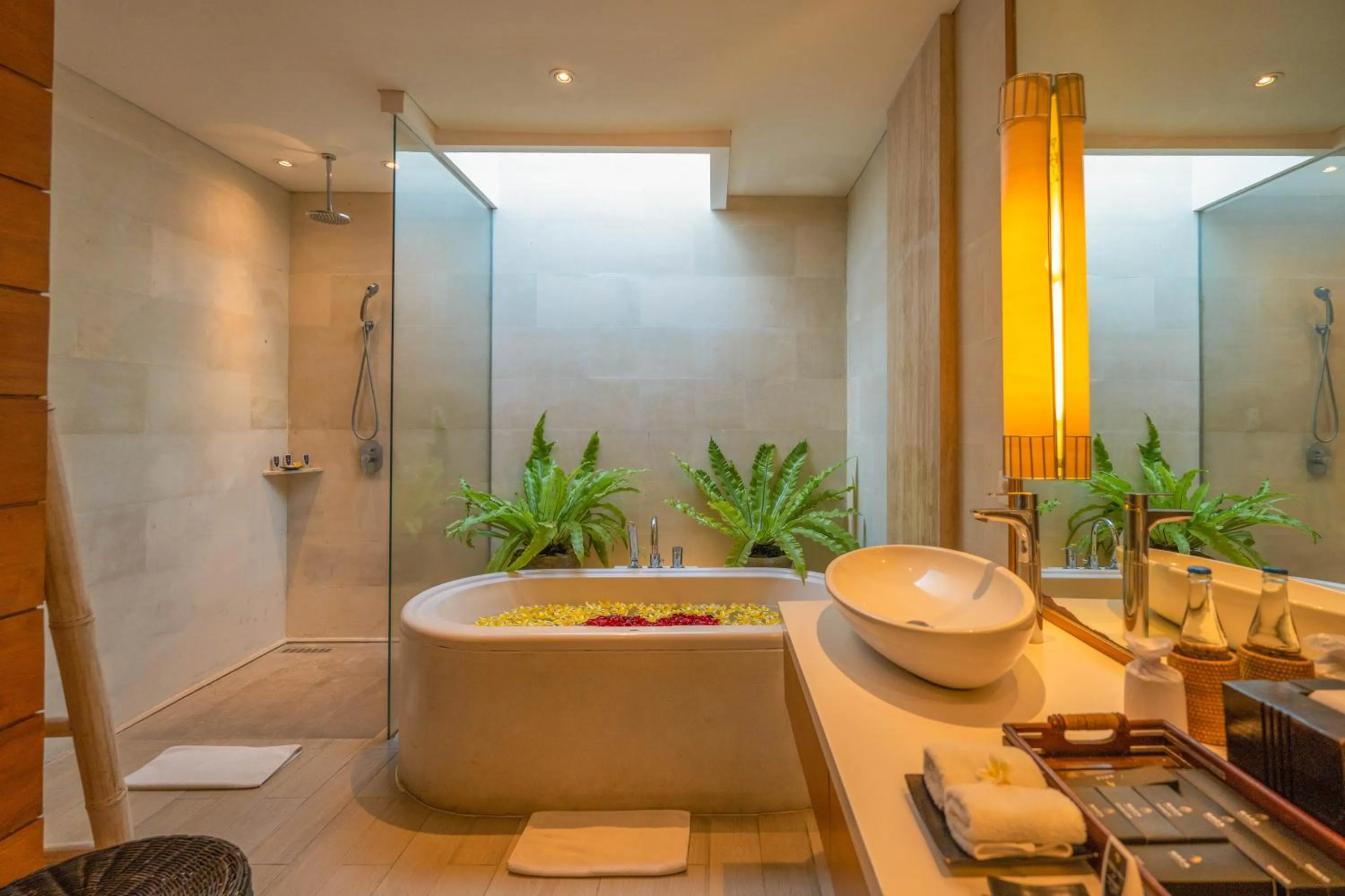 Bathroom in Maca Villas and Residence Umalas