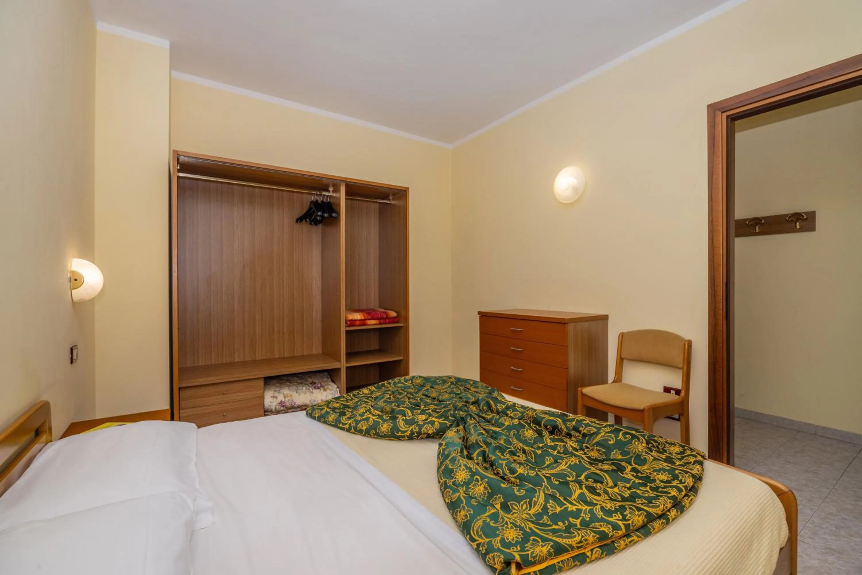 Bed in Hotel Residence Campi
