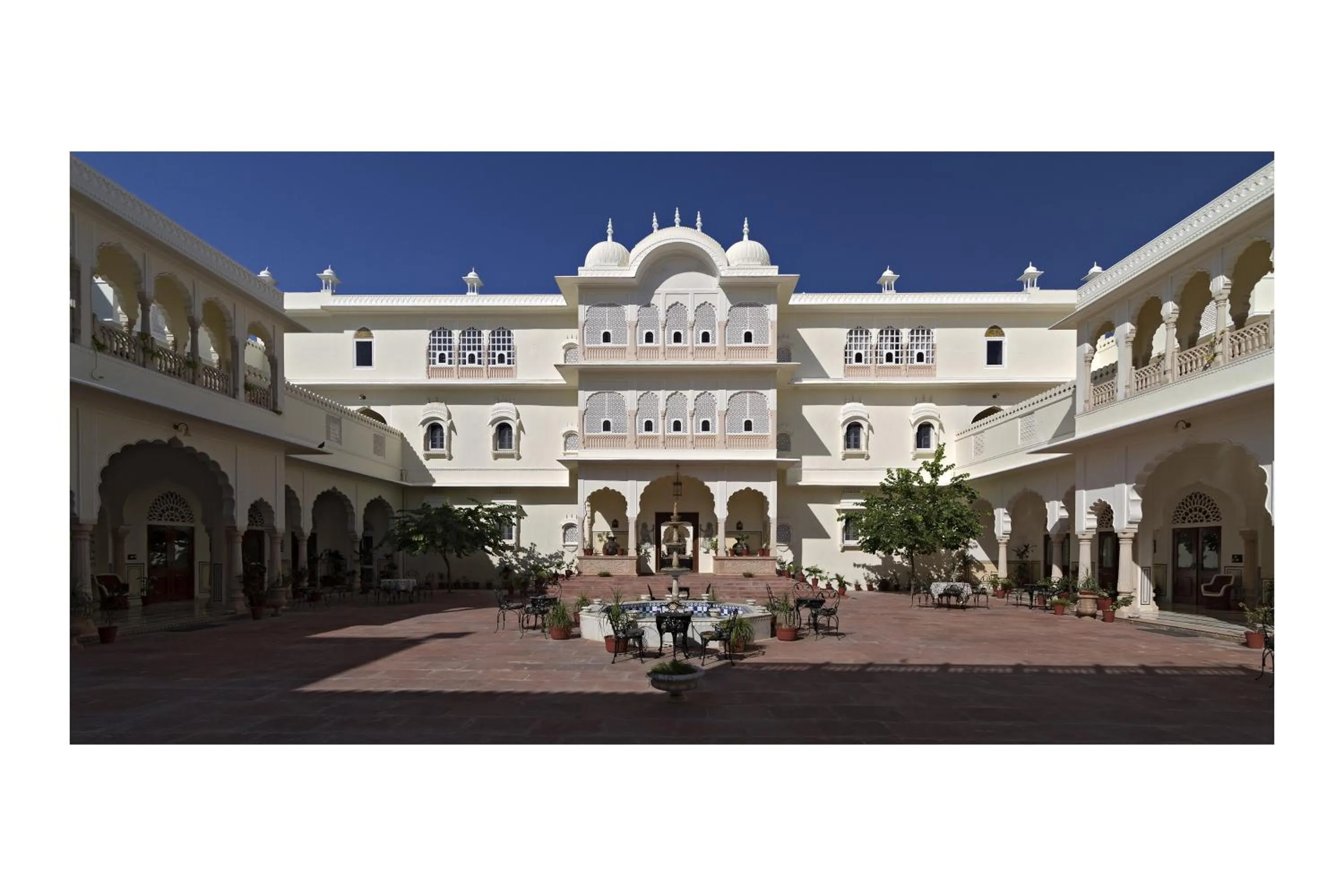 Facade/entrance in Nahargarh Ranthambhore