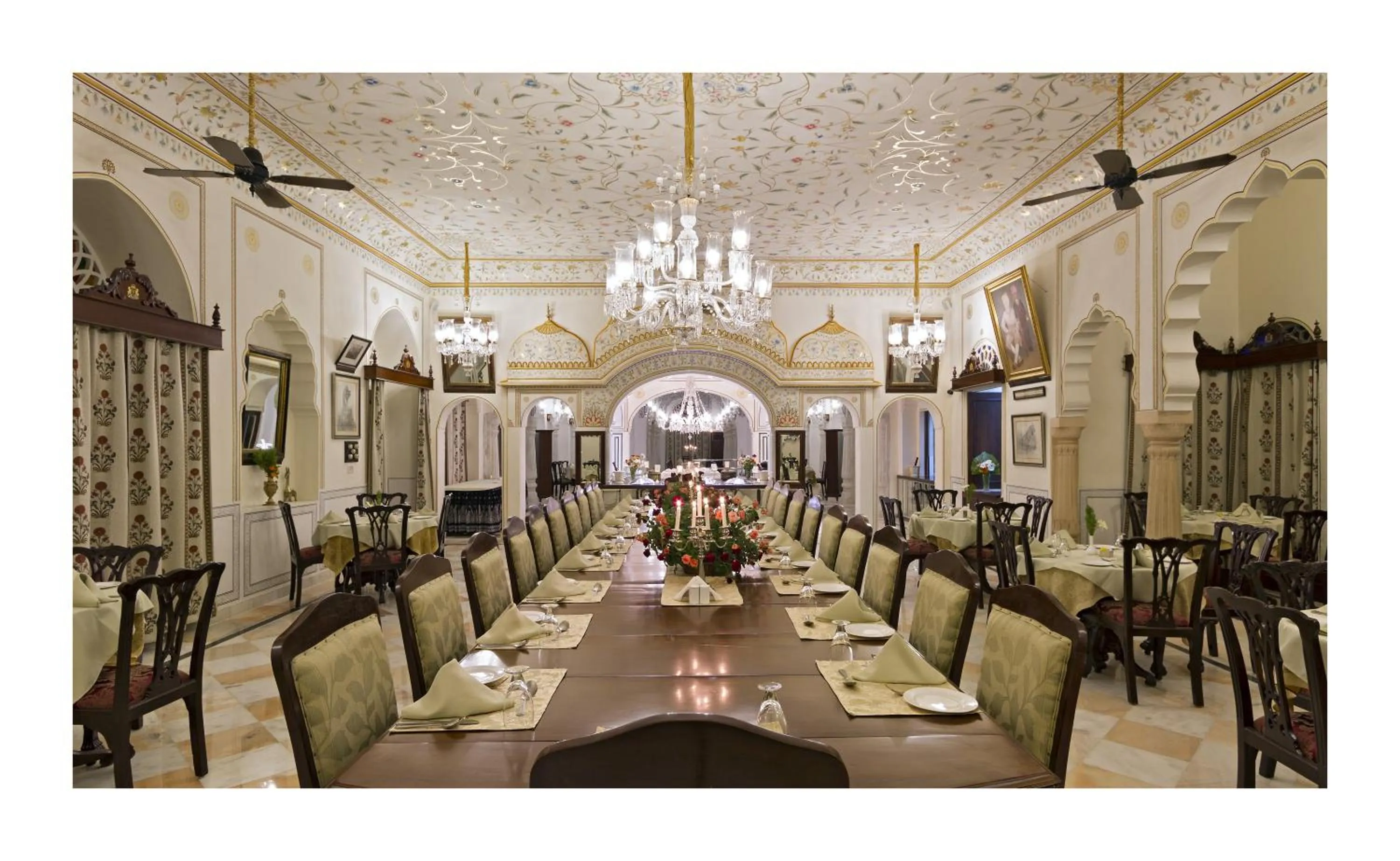 Restaurant/places to eat in Nahargarh Ranthambhore