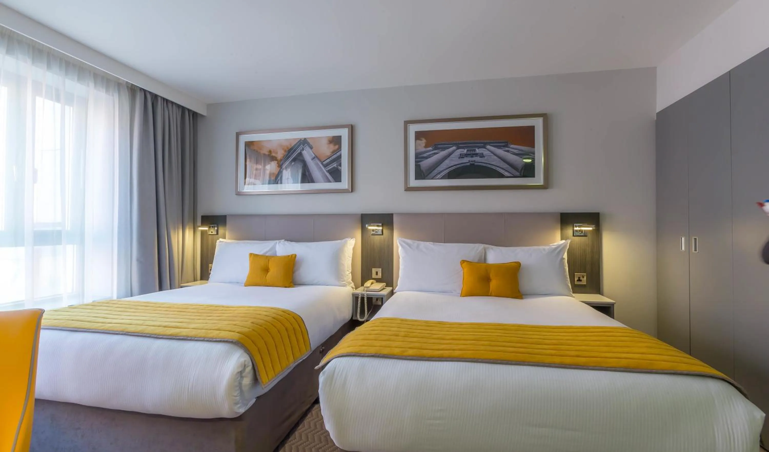 Bed in Maldron Hotel Pearse Street Dublin City